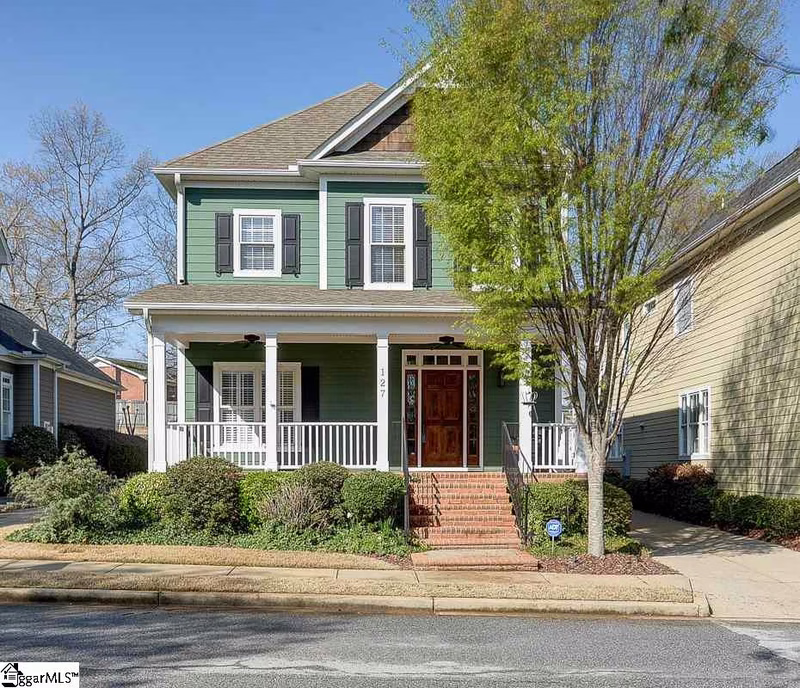 127 Applewood Drive