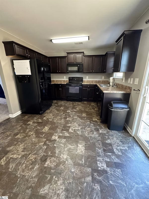 Property image 3 at 626 Duncan Station Drive, Duncan, SC 29334-8974