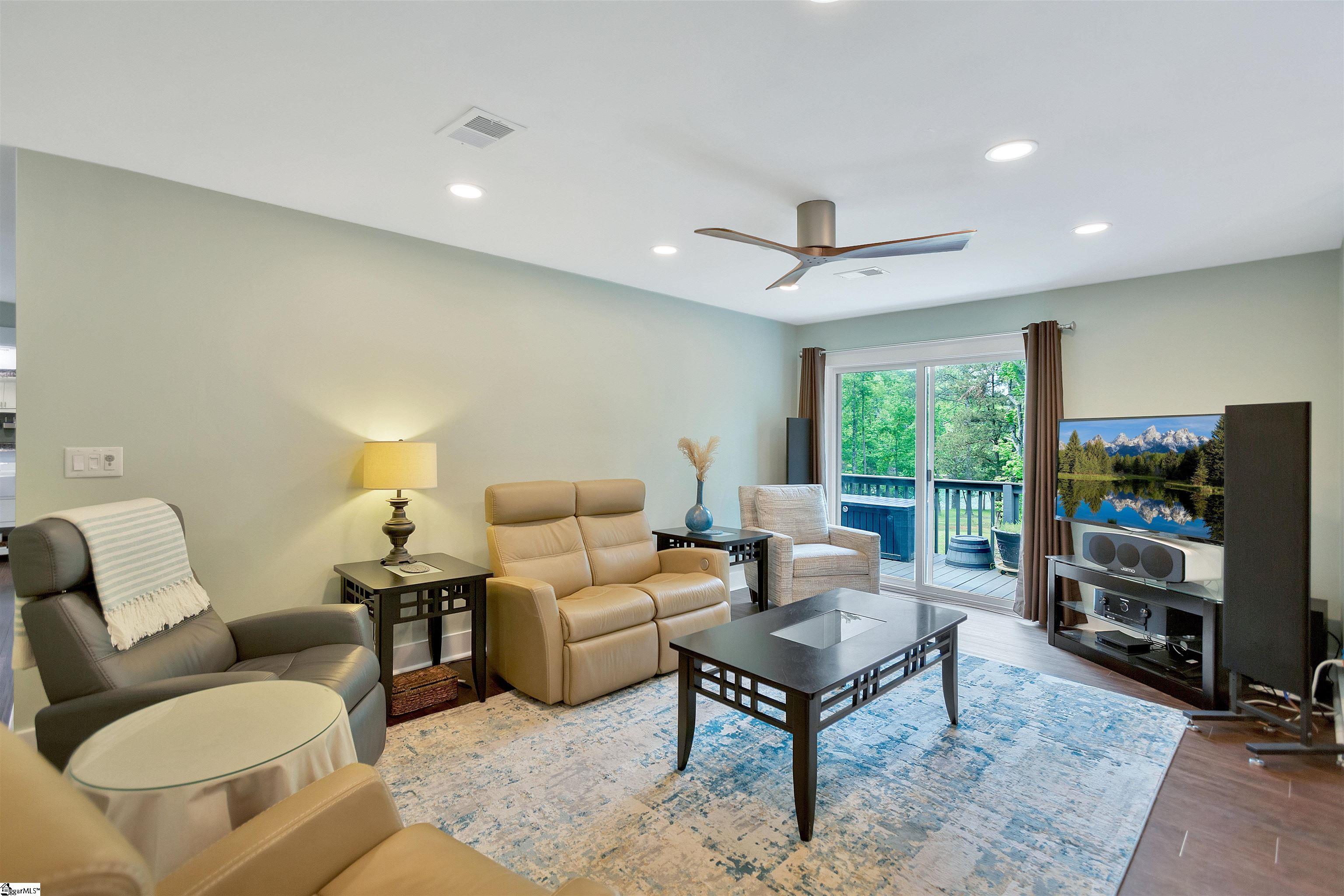 Property image 5 of 15c Hartwell Villas in Lake Hartwell, Starr, SC 29624