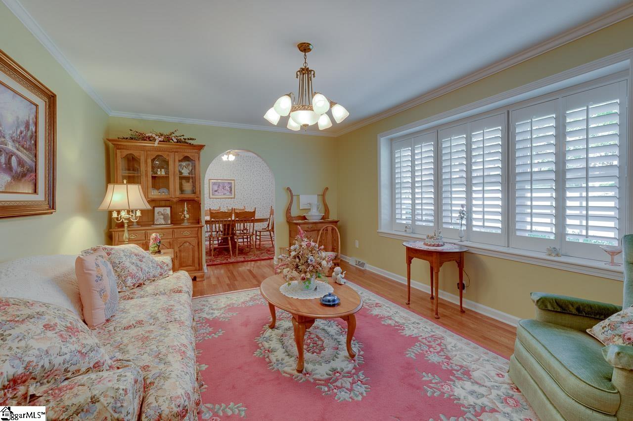 Property image 5 of 516 Butler Springs Road in Heritage Hills, Greenville, SC 29615