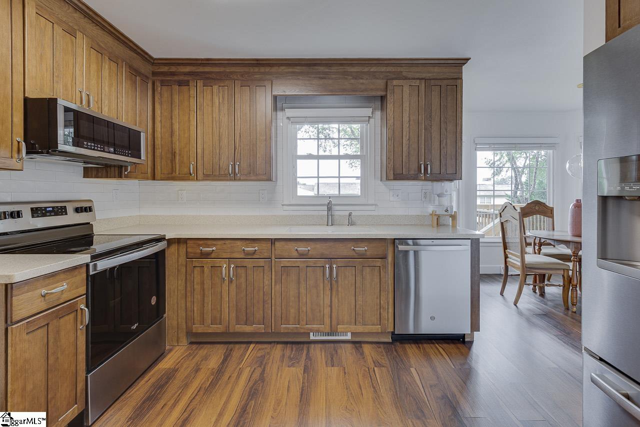 Property image 4 of 103 Cosgrove Lane in Ashley Oaks, Taylors, SC 29687