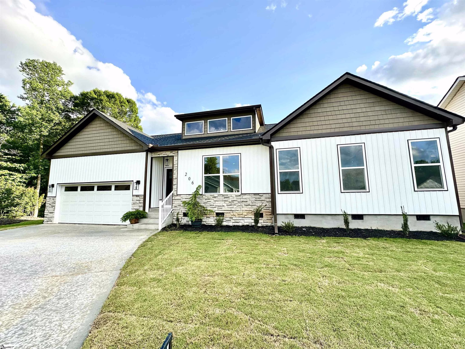 Property image 1 at 206 Page Creek Boulevard, Landrum, SC 29356