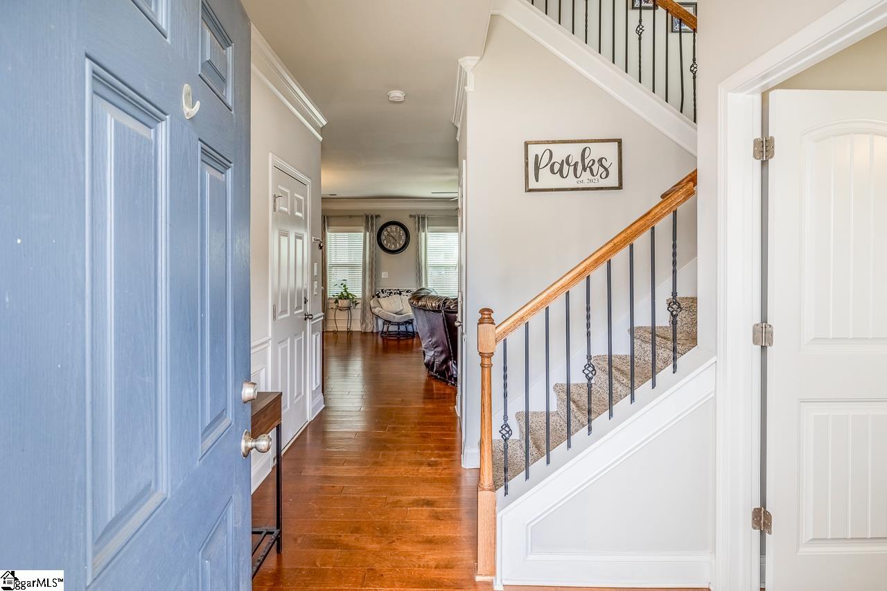 Property image 3 of 402 Kindletree Way in Victoria Park, Simpsonville, SC 29680