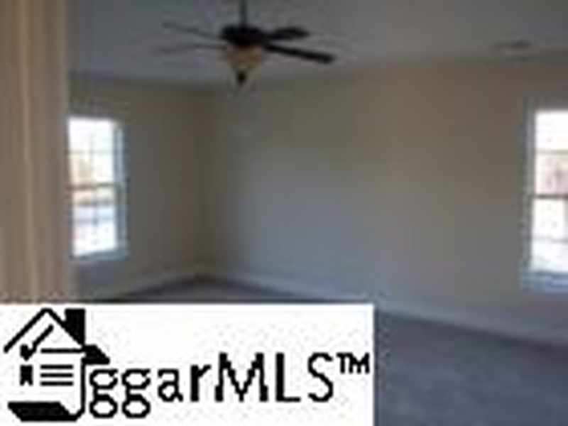 Property image 3 at 305 Cypresshill Court, Simpsonville, SC 29681