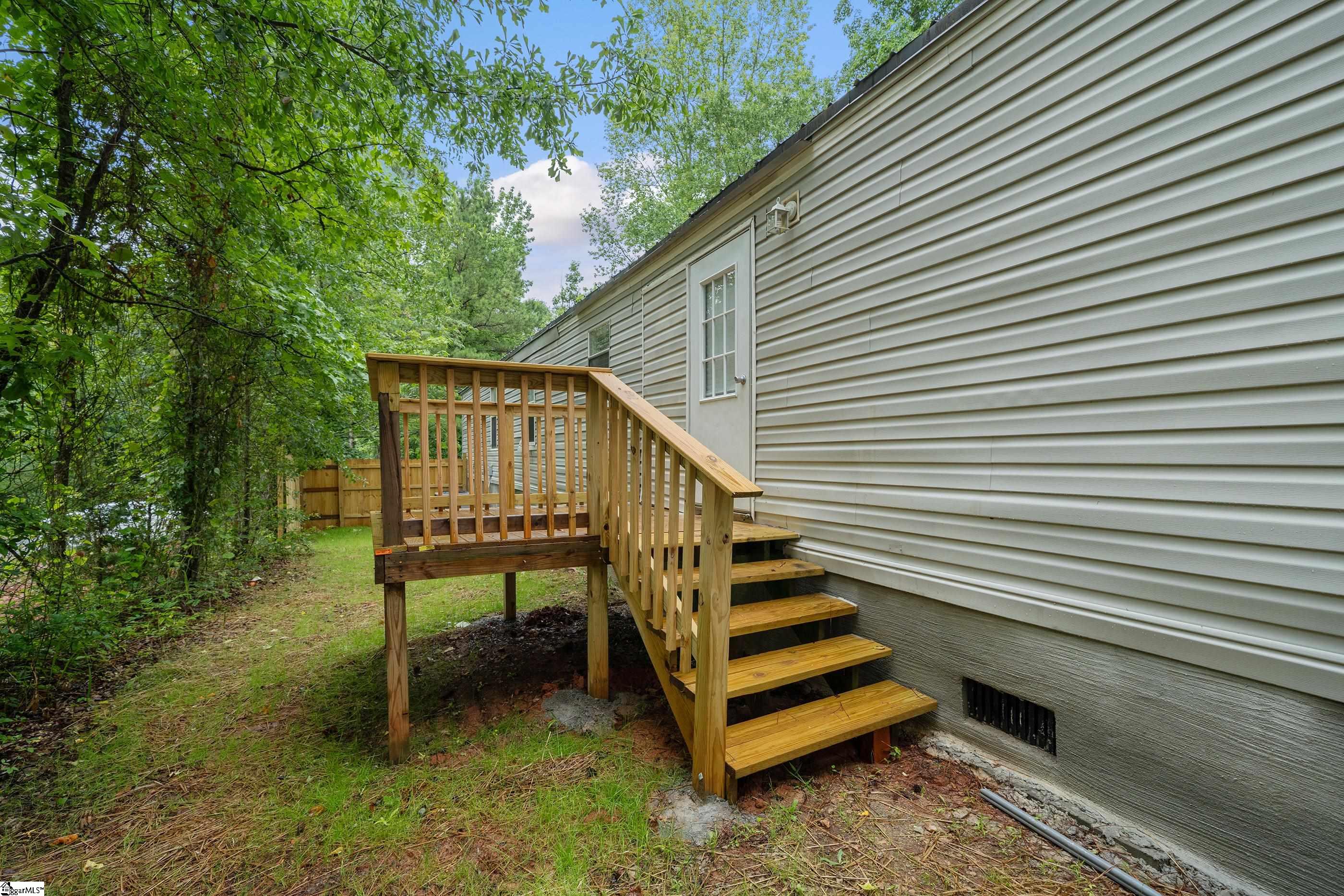 Property image 2 of 225 Cedar Ridge in Cedar Ridge, Anderson, SC 29621