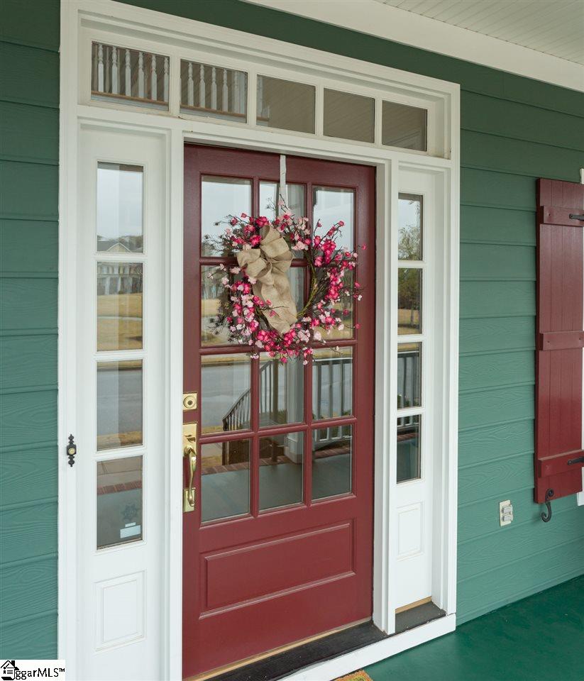 Property image 4 of 105 Applewood Drive in Tuscan Woods, Greenville, SC 29615