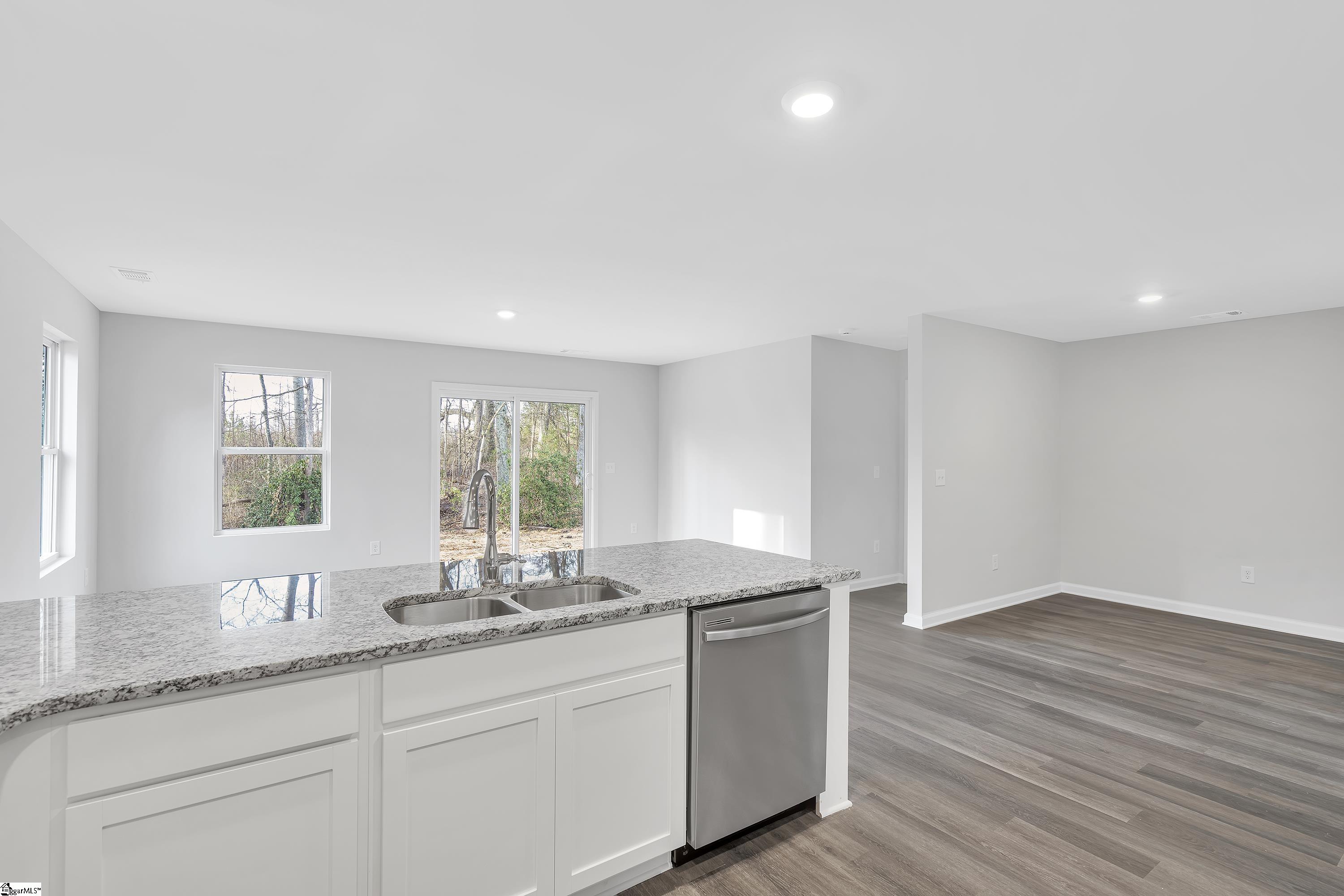 Property image 4 of 110 Heather Glen in Southwood, Clinton, SC 29325