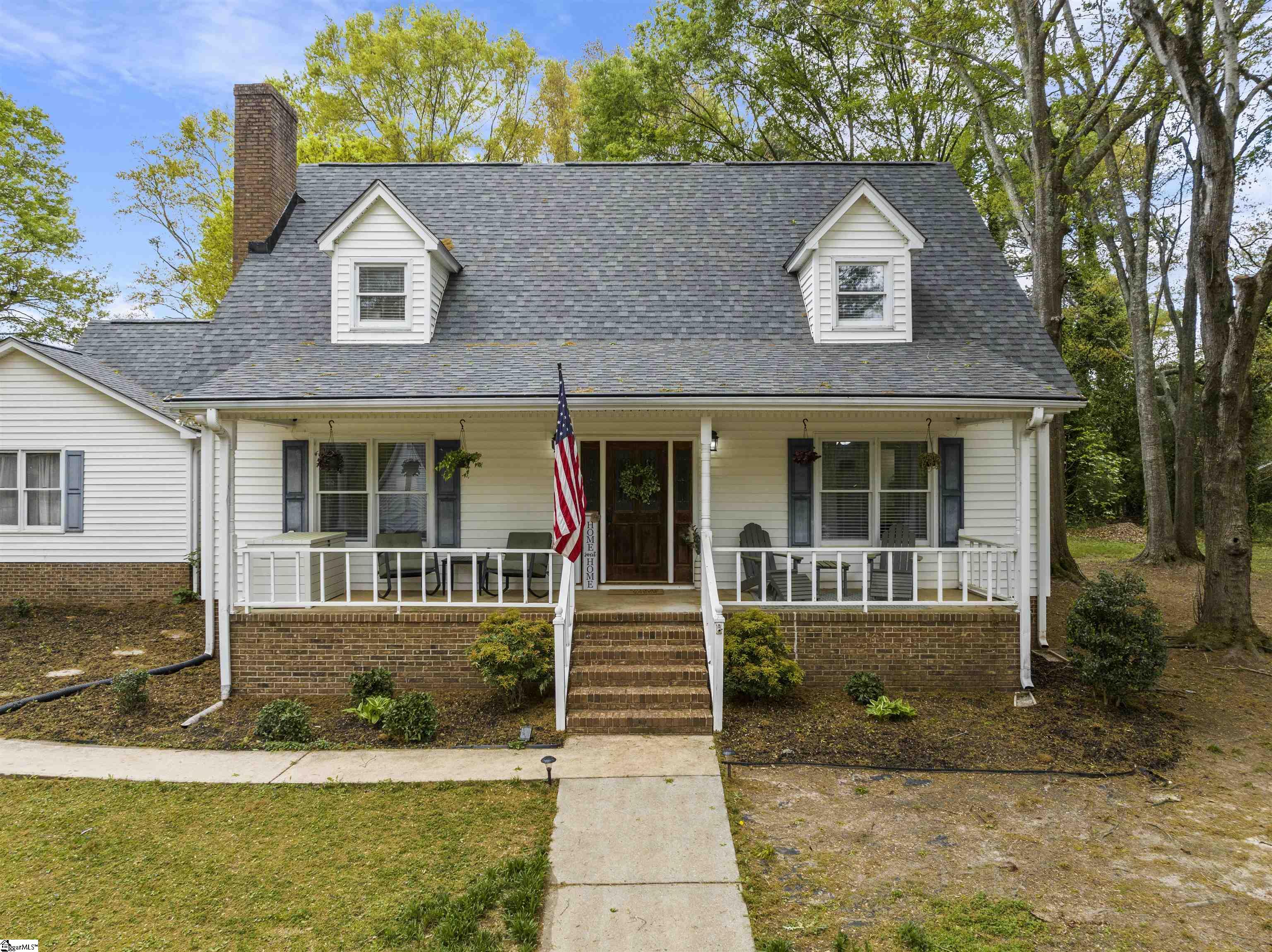 Property image 2 of 101 J Pearle Court in Wyatt Oaks, Easley, SC 29642-9567