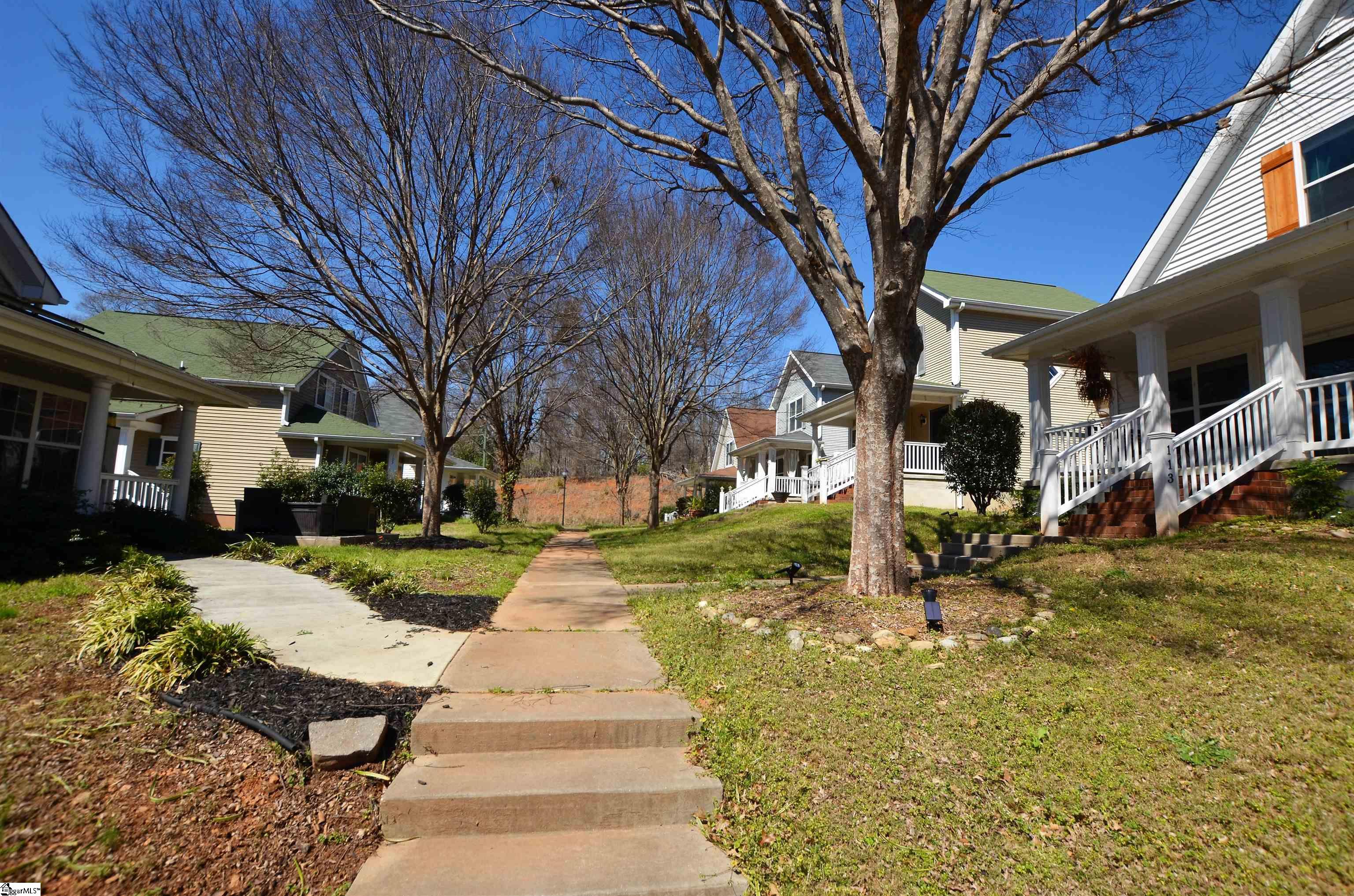 Property image 2 of 111 Provence Street in Arcadia Hills, Greenville, SC 29607