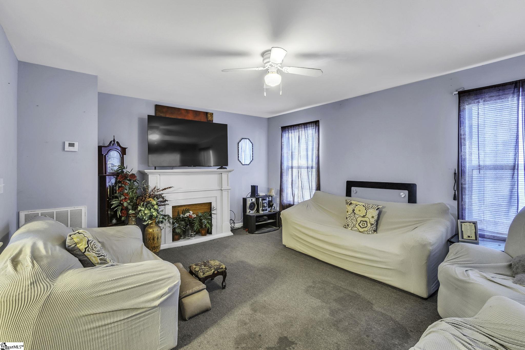 Property image 3 of 309 Woodlark Street in Arcadia Hills, Greenville, SC 29607-2179