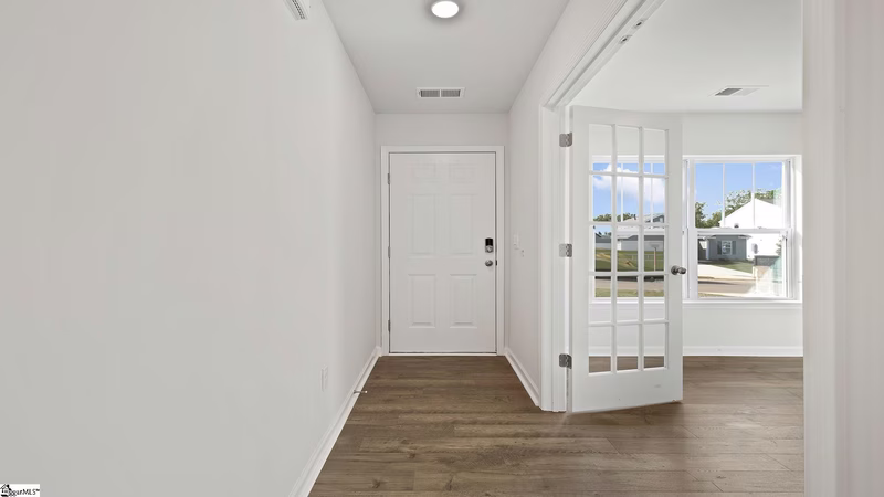 Property image 4 at 109 Larson Lane, Greenwood, SC 29646
