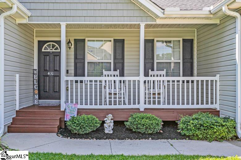 Property image 2 of 431 Lynnell Way in Tyger Shoals, Moore, SC 29369