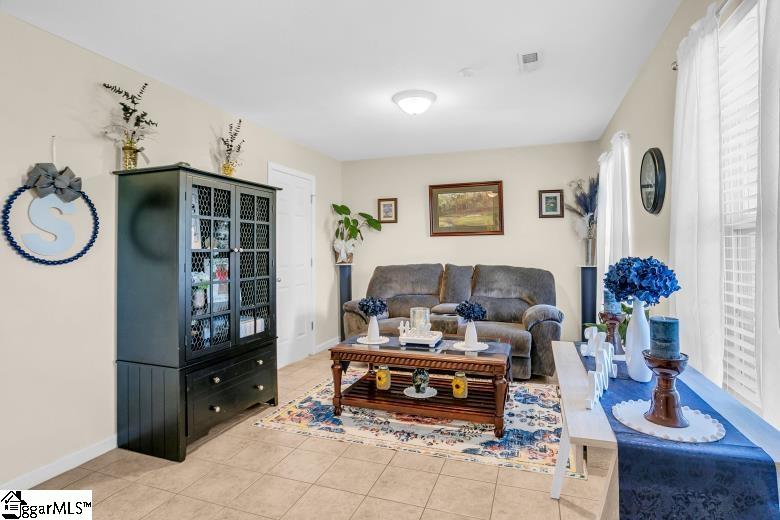 Property image 3 of 431 Lynnell Way in Tyger Shoals, Moore, SC 29369