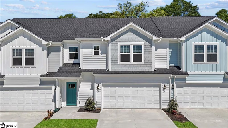 104 Village Creek Drive