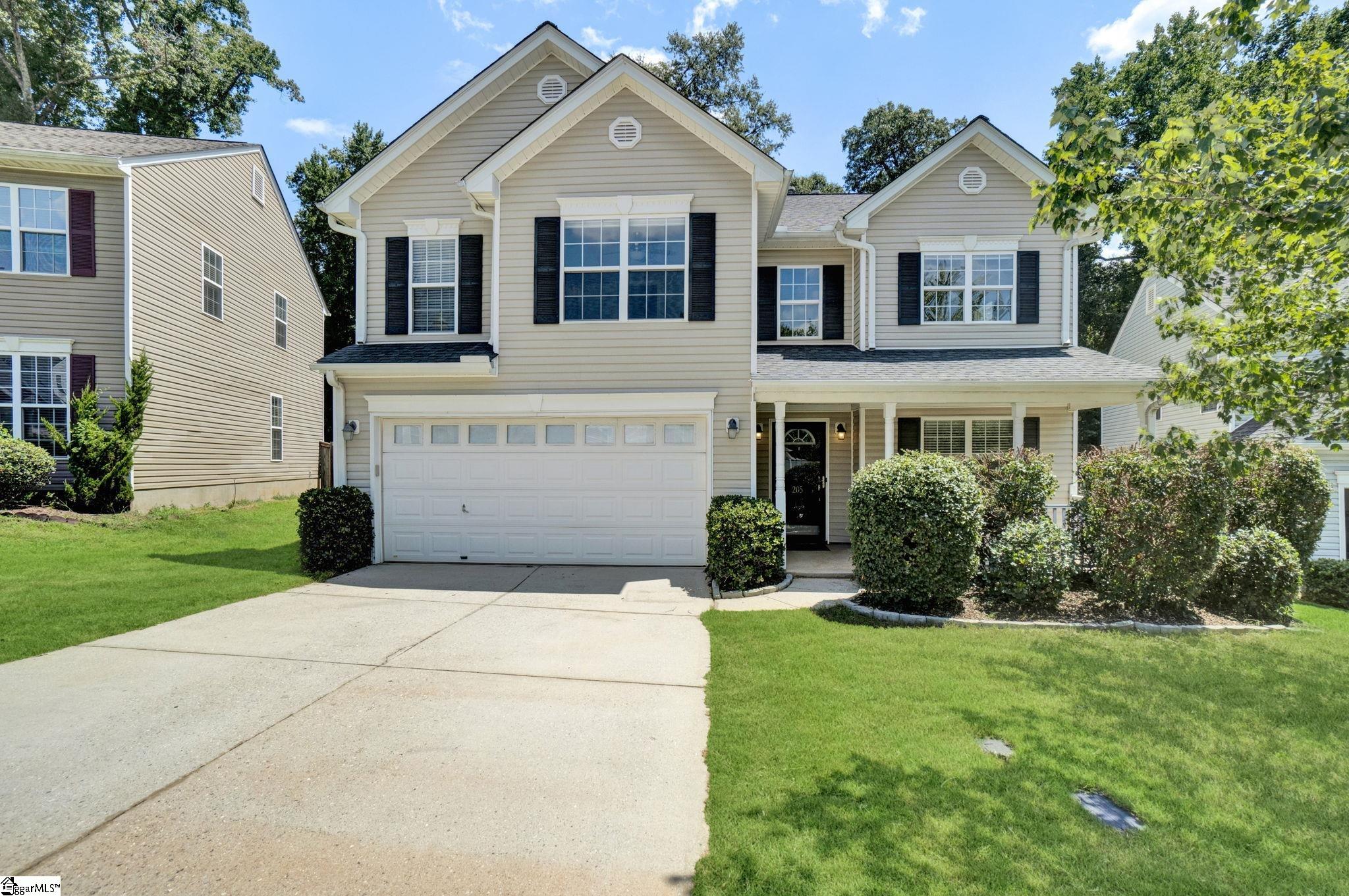 Property image 3 of 205 Kylemore Lane in Lismore Park, Greer, SC 29650