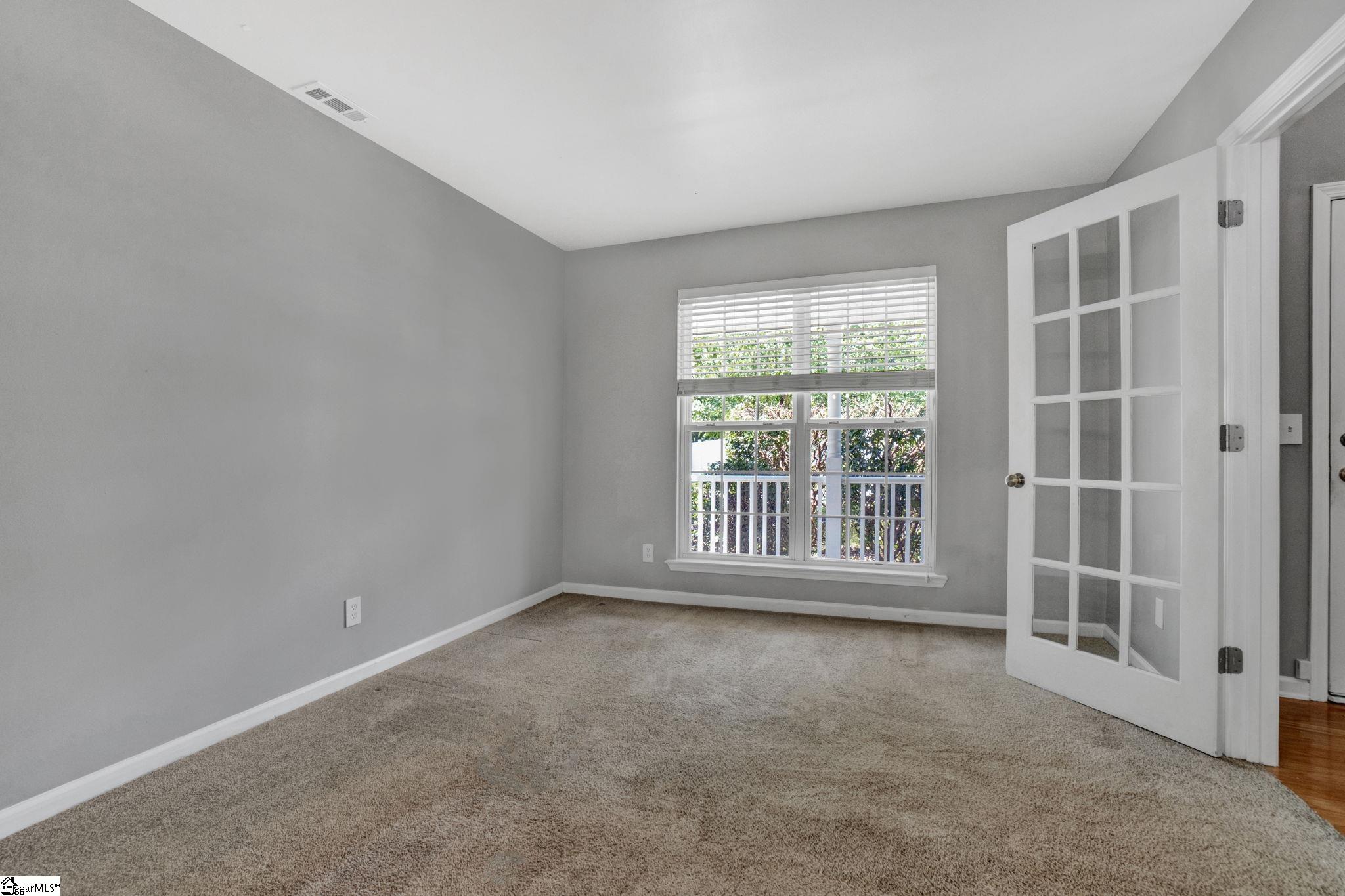 Property image 5 of 205 Kylemore Lane in Lismore Park, Greer, SC 29650