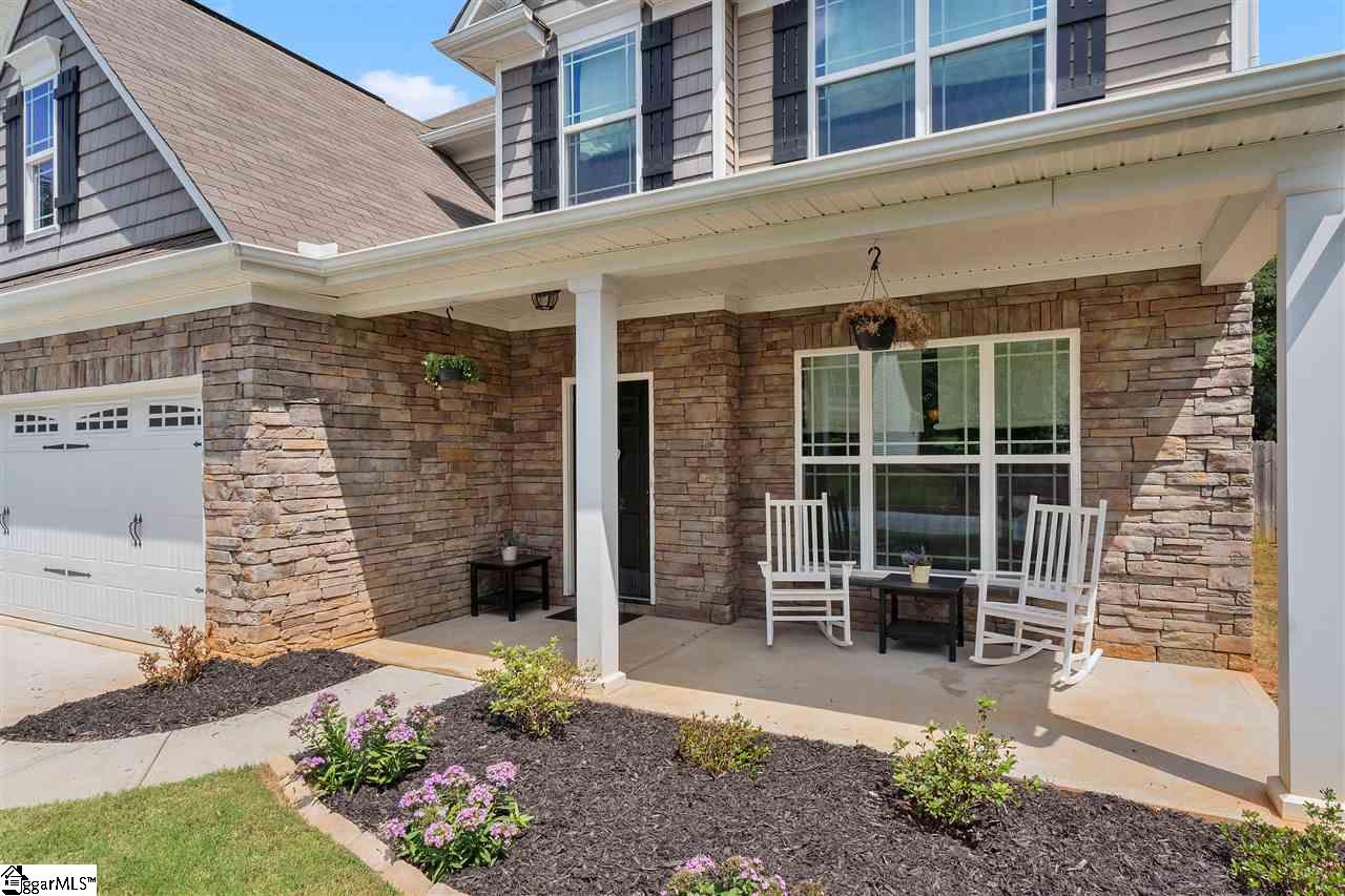 Property image 2 of 302 Cypress Hill Court in Harrison Cove, Simpsonville, SC 29681