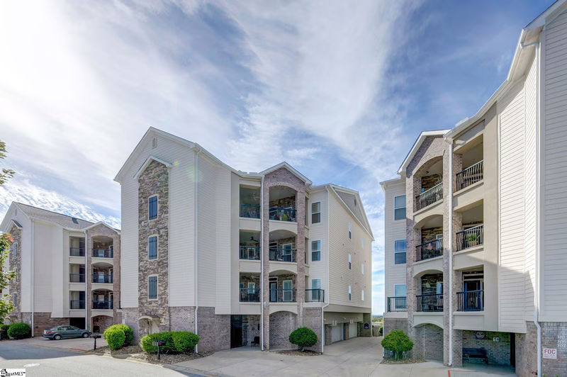 320 Rocky Top Drive