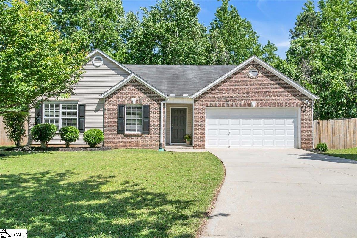 Property image 2 of 105 Merlot Court in The Grove, Mauldin, SC 29662