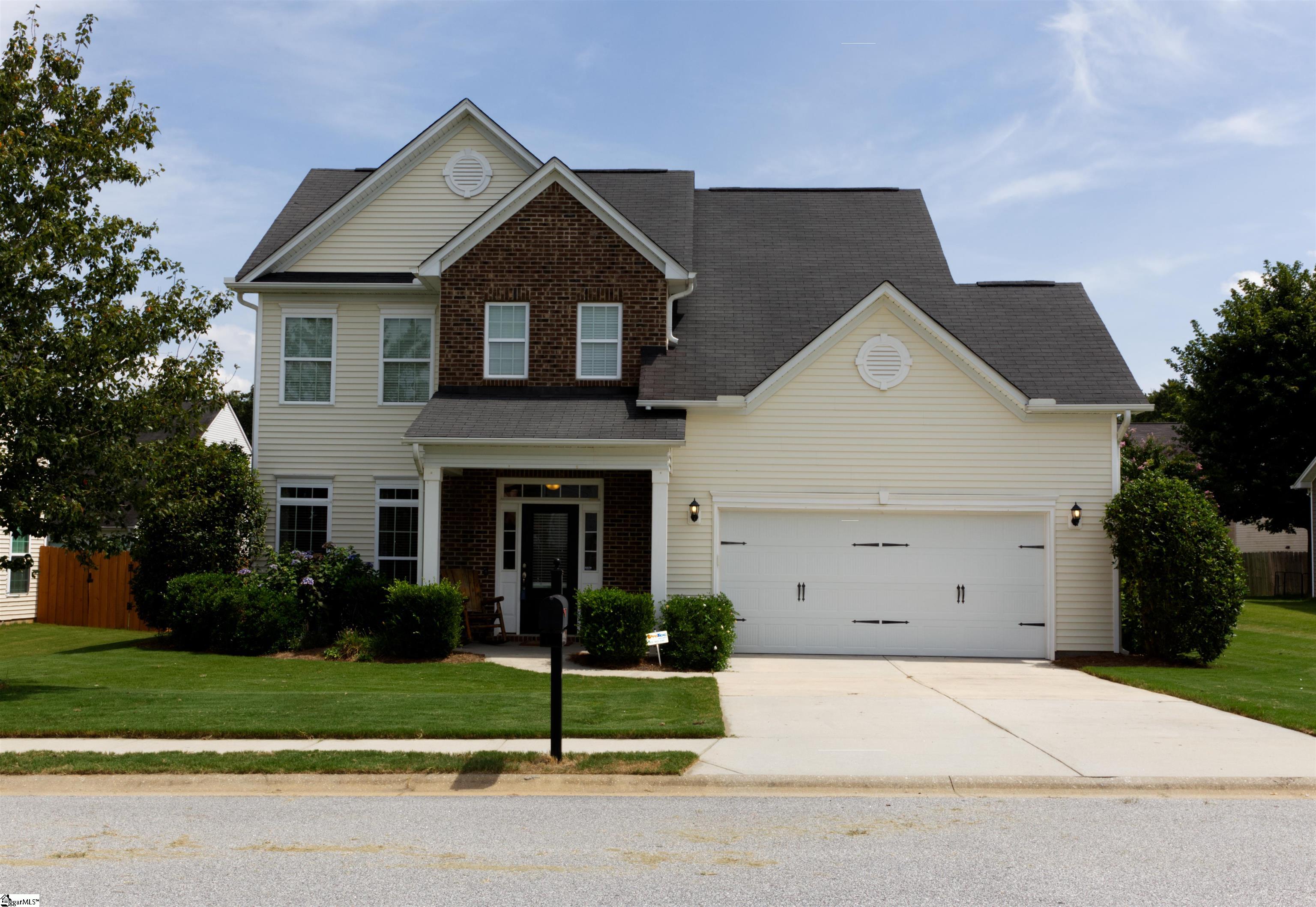 Property image 5 of 400 Stonebury Drive in Victoria Park, Simpsonville, SC 29680