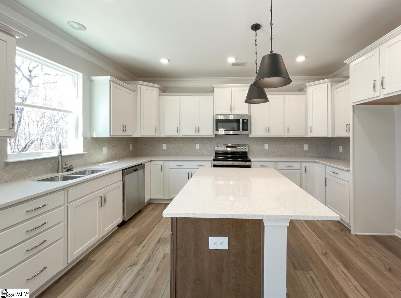 Property image 2 of 660 Columbus Circle in Greenrich Mill, Simpsonville, SC 29680