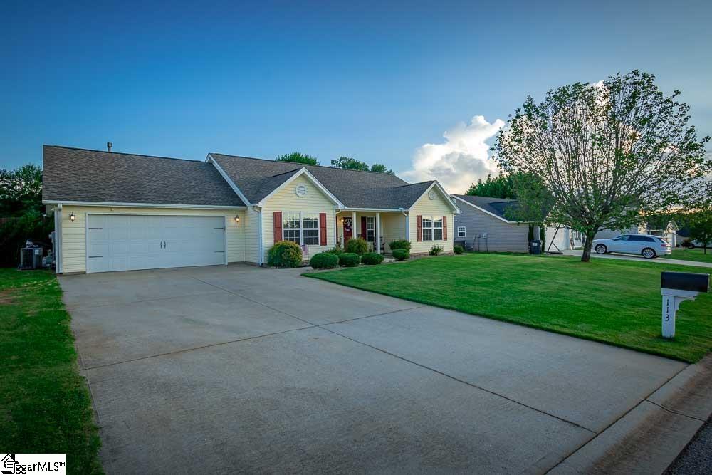 Property image 3 of 113 Mediterranean Avenue in Westwood Pointe, Anderson, SC 29621
