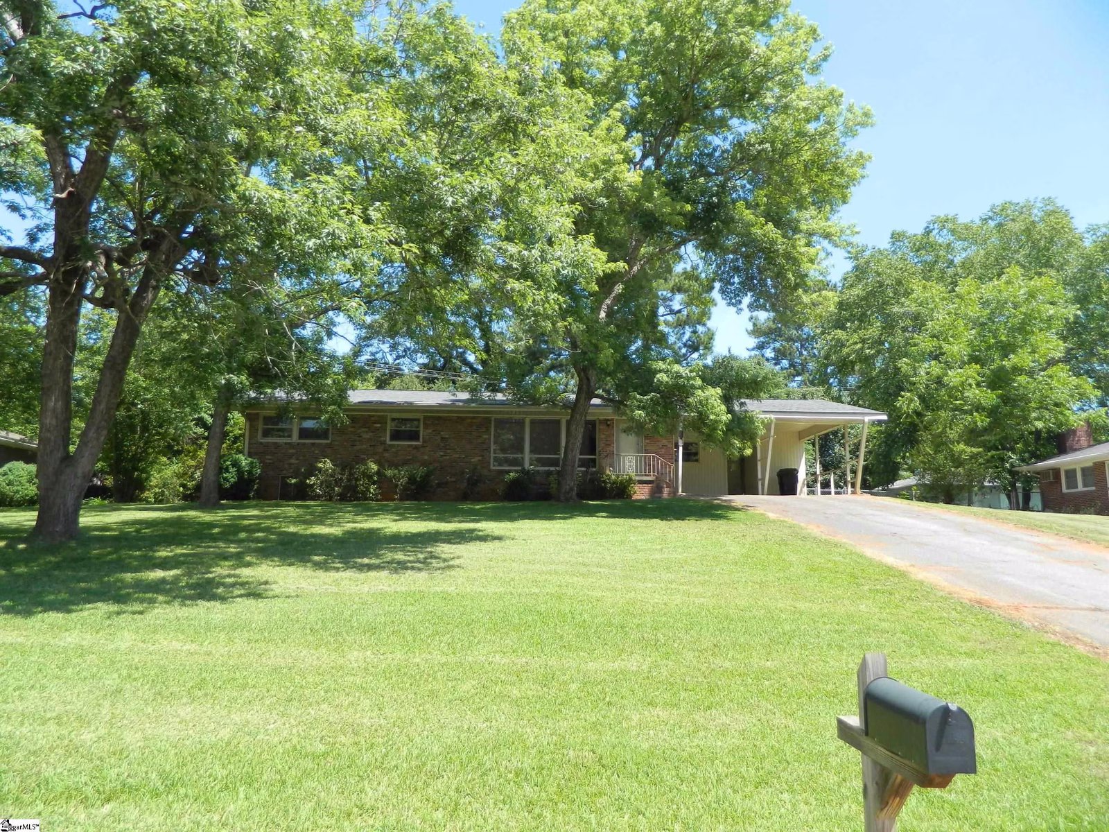 Property image 1 at 2021 Sheldon Drive, Anderson, SC 29621-3929