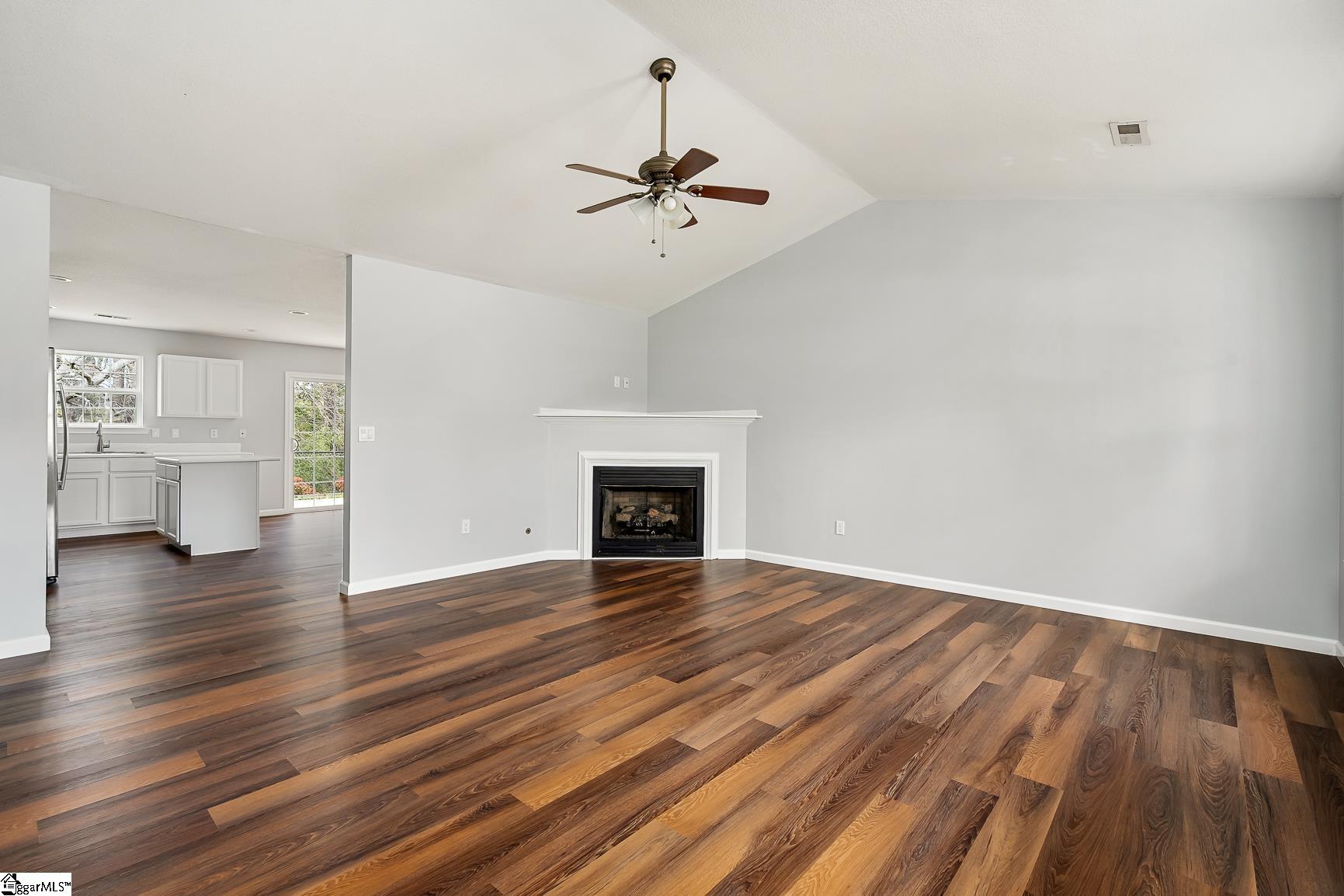 Property image 5 of 141 Mediterranean Avenue in Westwood Pointe, Anderson, SC 29621