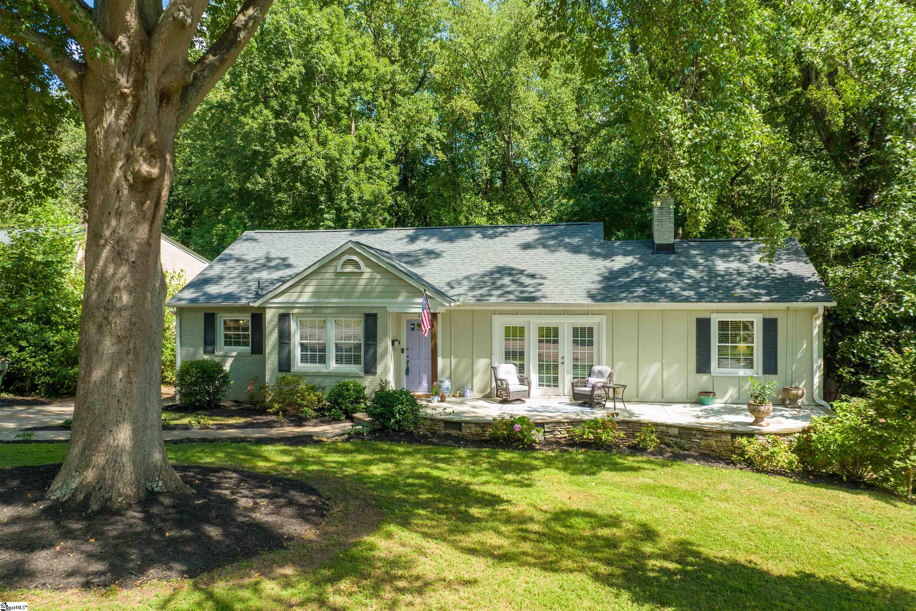 Property image 5 of 20 Coventry Lane in Dellwood, Greenville, SC 29609