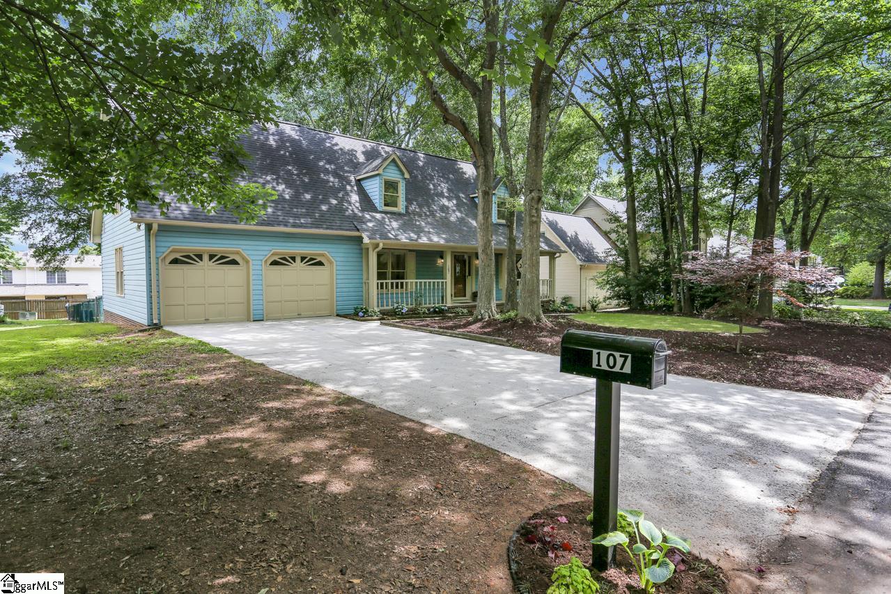 Property image 3 of 107 Cosgrove Lane in Ashley Oaks, Taylors, SC 29687