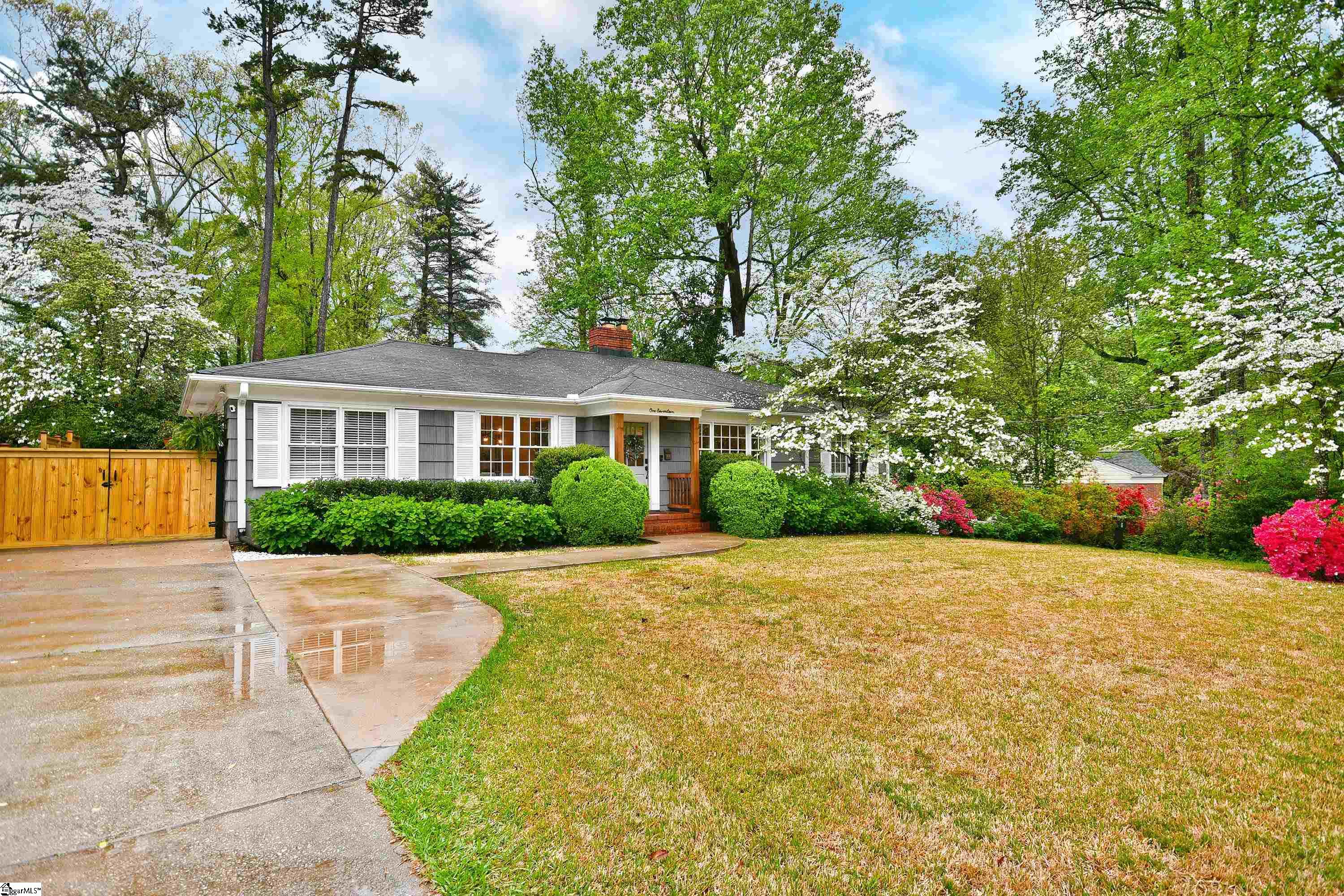 Property image 3 of 117 Stephens Lane in Dellwood, Greenville, SC 29609