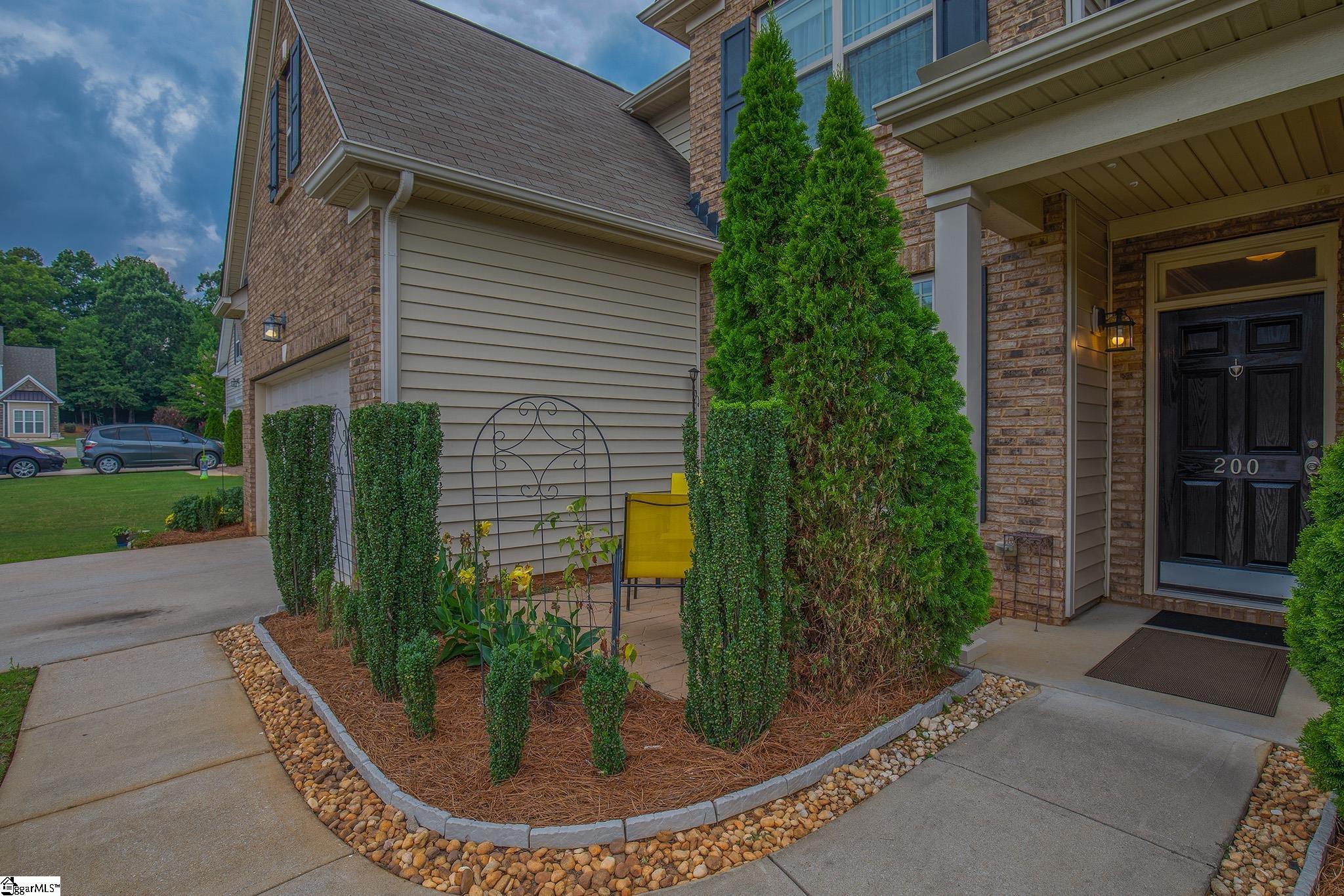 Property image 3 of 200 Birch Hill Way in Harrison Cove, Simpsonville, SC 29681