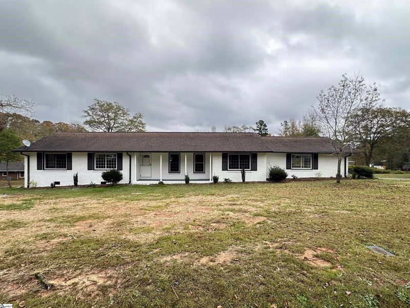 Grayview Estate, Laurens Community