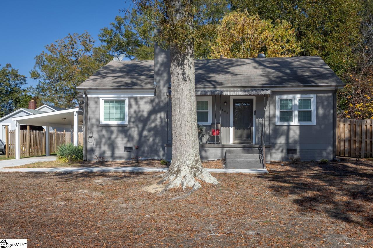 Property image 5 of 401 Stonewall Street in College View, Clinton, SC 29325