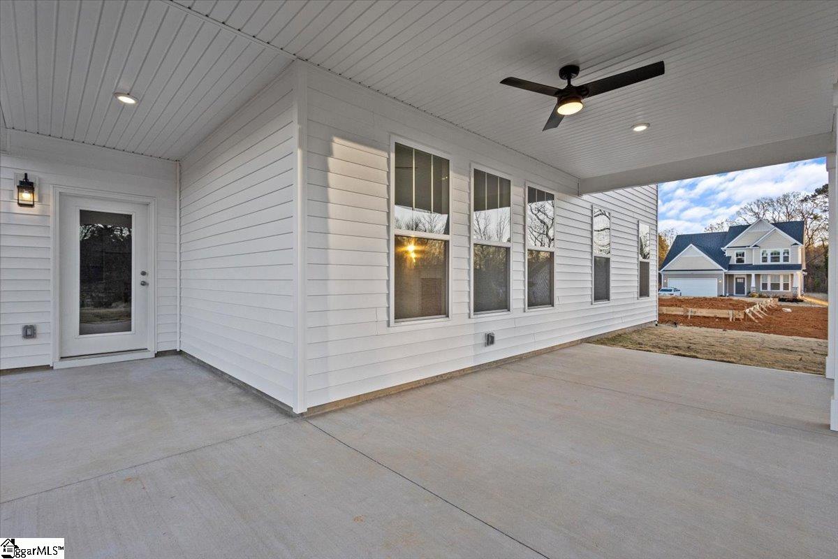 Property image 3 of 892 Rodin Road in Iris Meadows, Moore, SC 29369