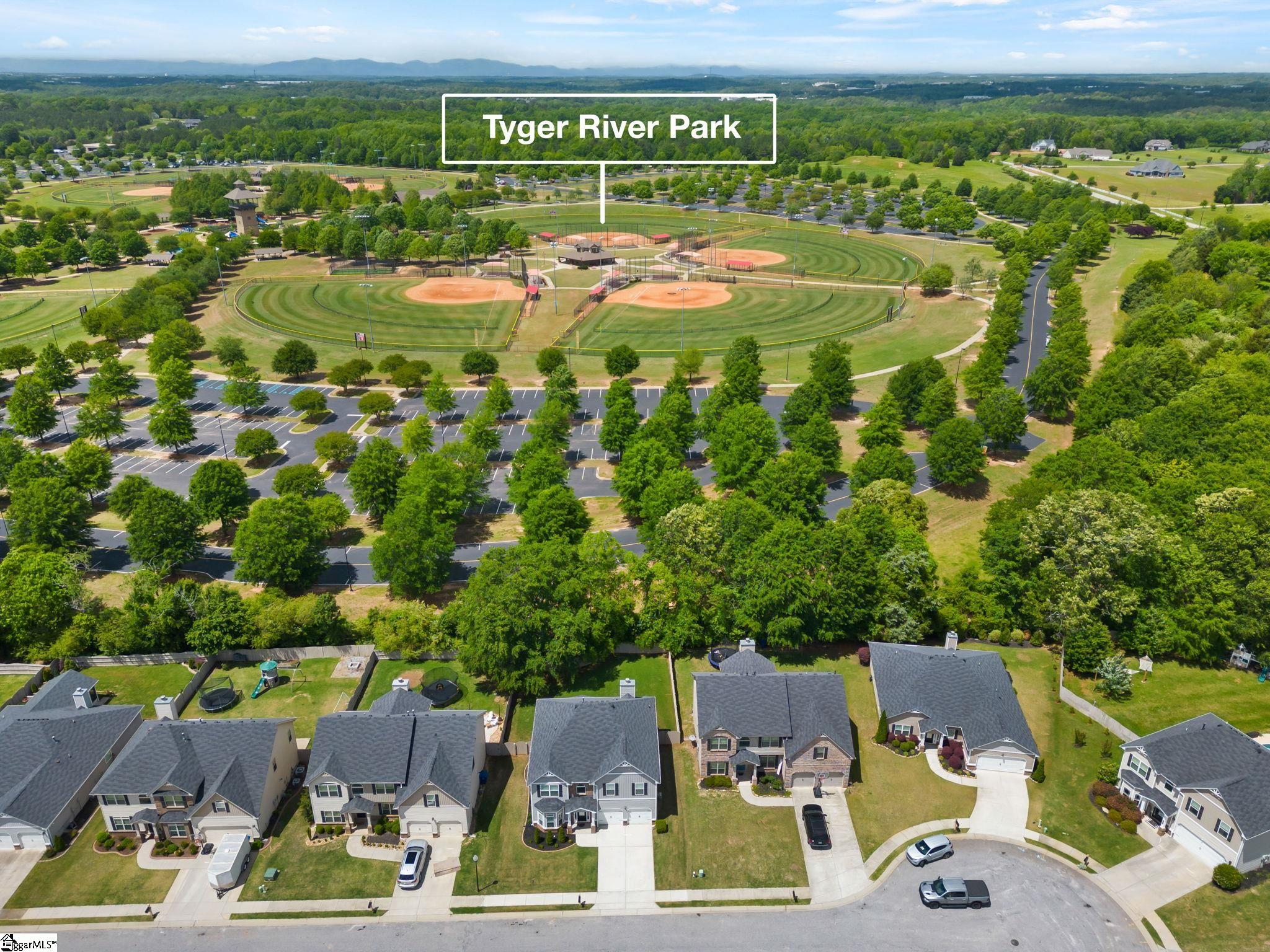 Property image 2 of 517 E Czardas Way in Reidville Crossing, Woodruff, SC 29388