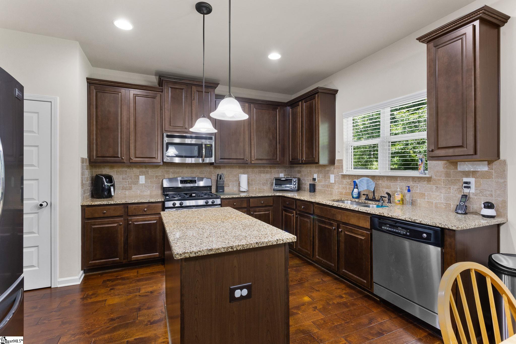 Property image 4 of 517 E Czardas Way in Reidville Crossing, Woodruff, SC 29388