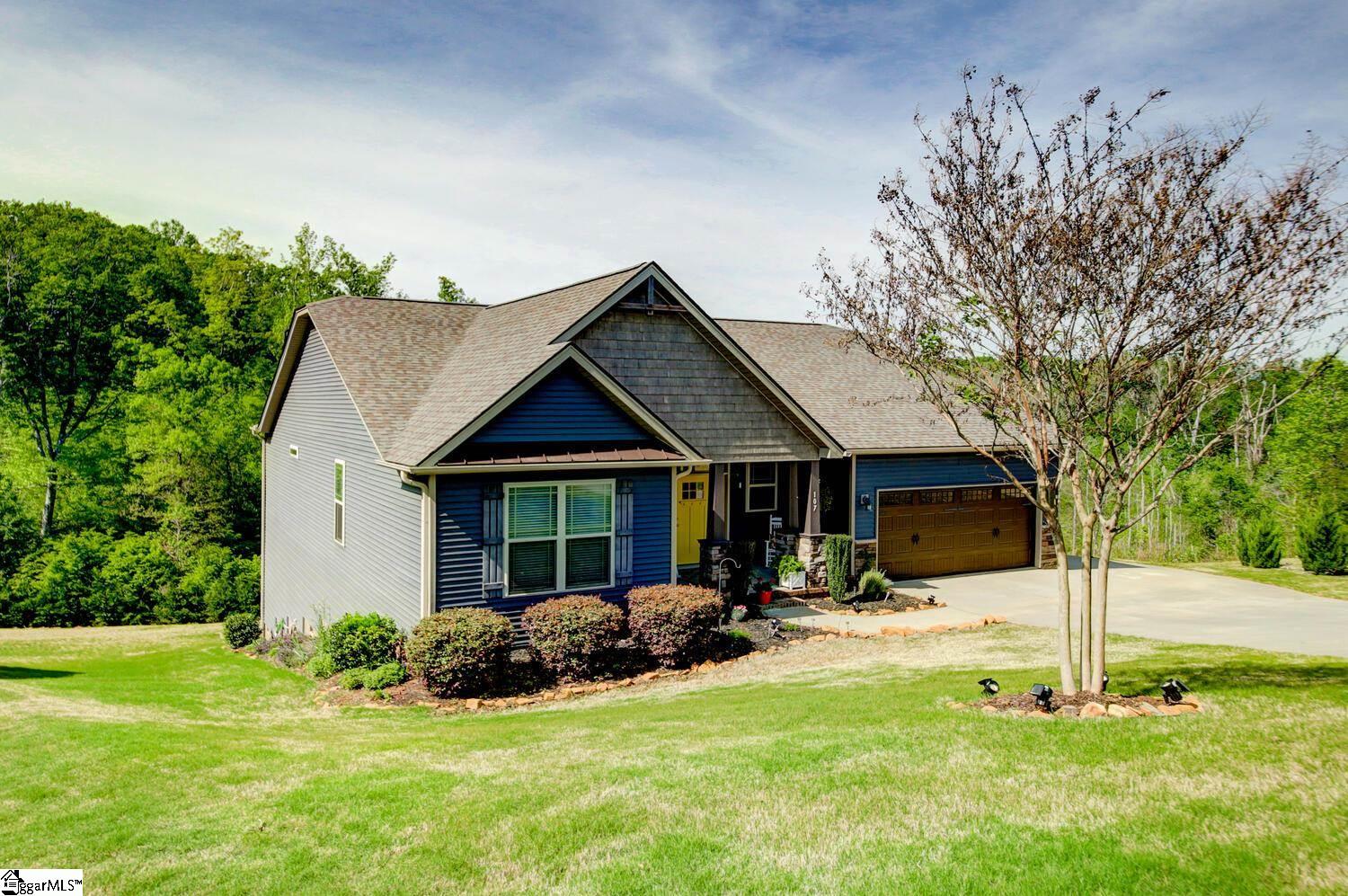 Property image 2 of 107 Rising Meadow Lane in Meadow Breeze, Taylors, SC 29687
