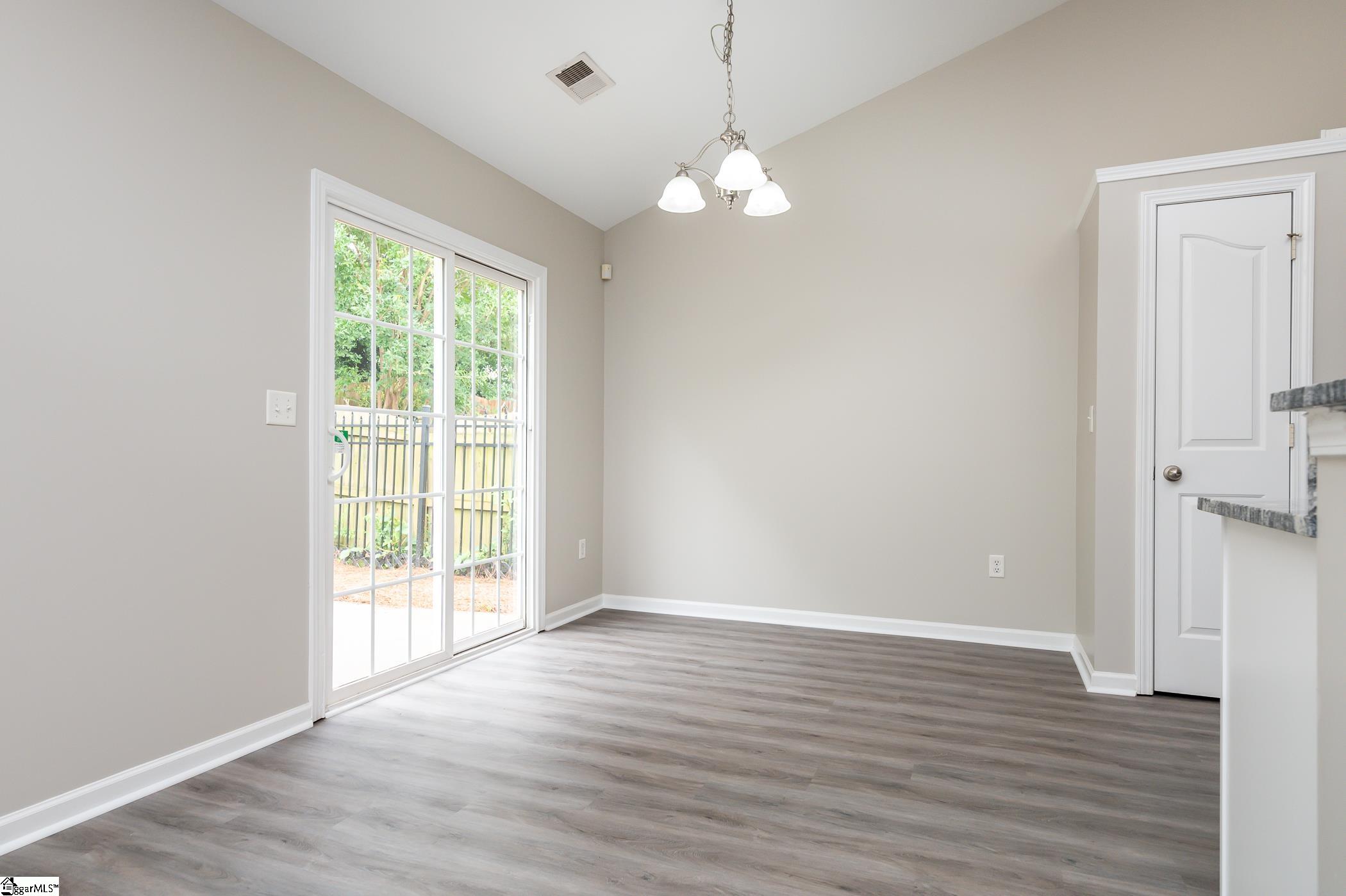 Property image 5 of 116 Tralee Lane in Lismore Park, Greer, SC 29650