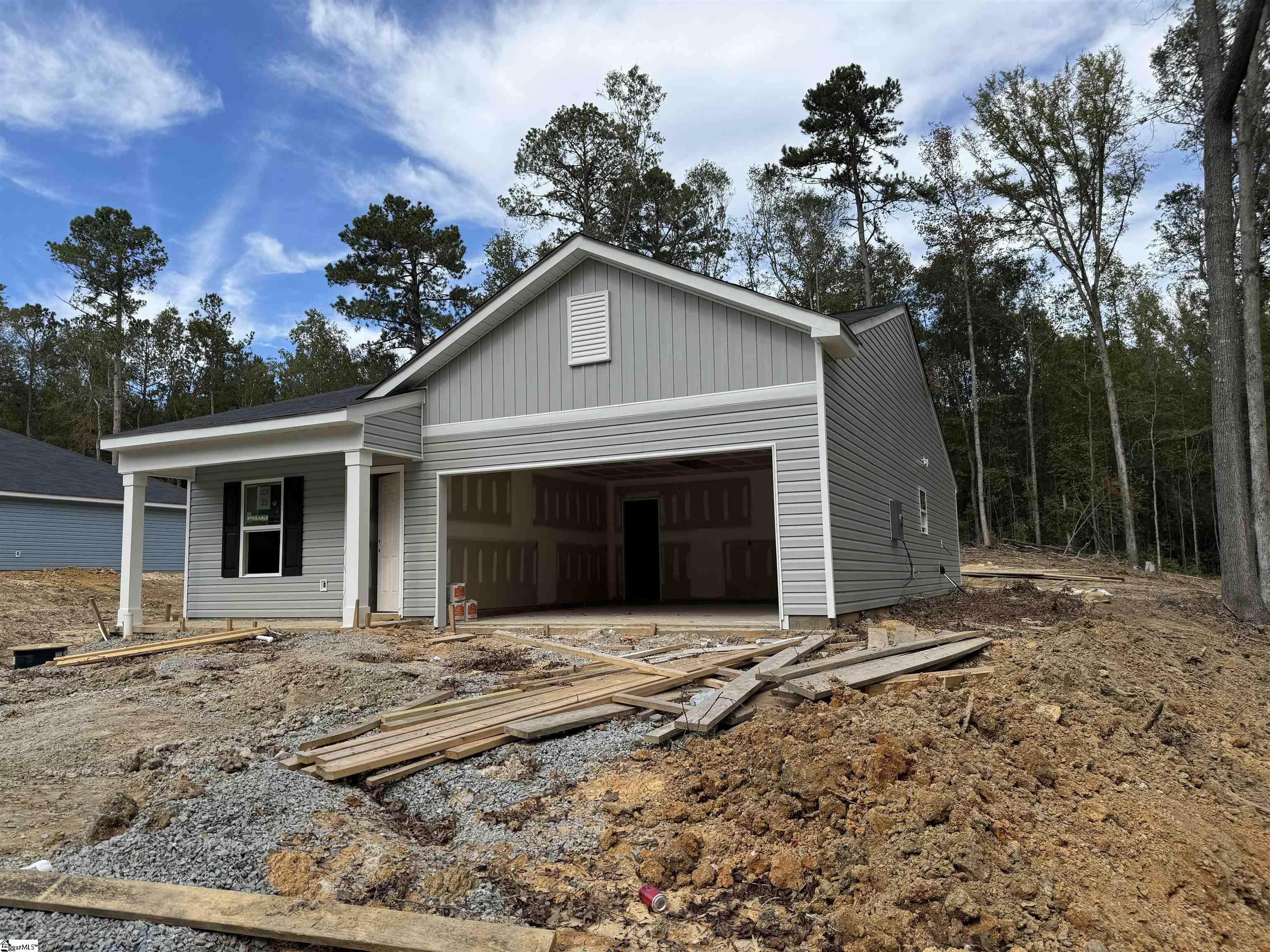 Property image 2 of 121 Sunflower Lane in Southwood, Clinton, SC 29325