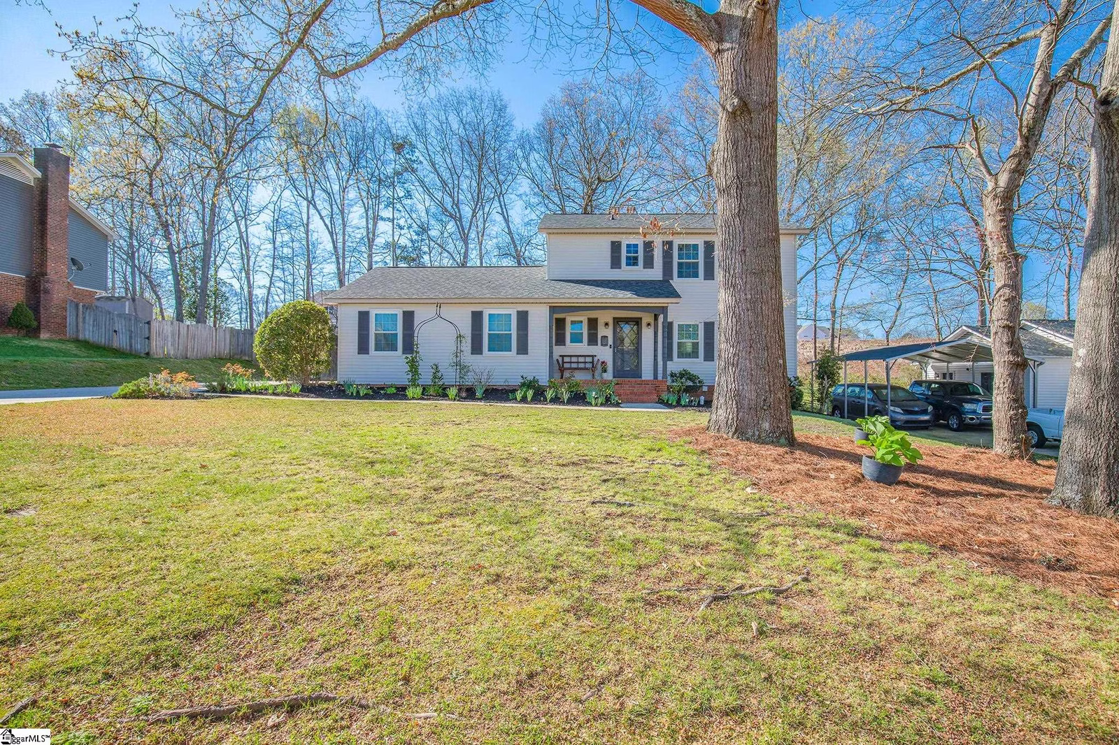 Property image 1 at 5 HUNTLEY CASTLE Court, Taylors, SC 29687