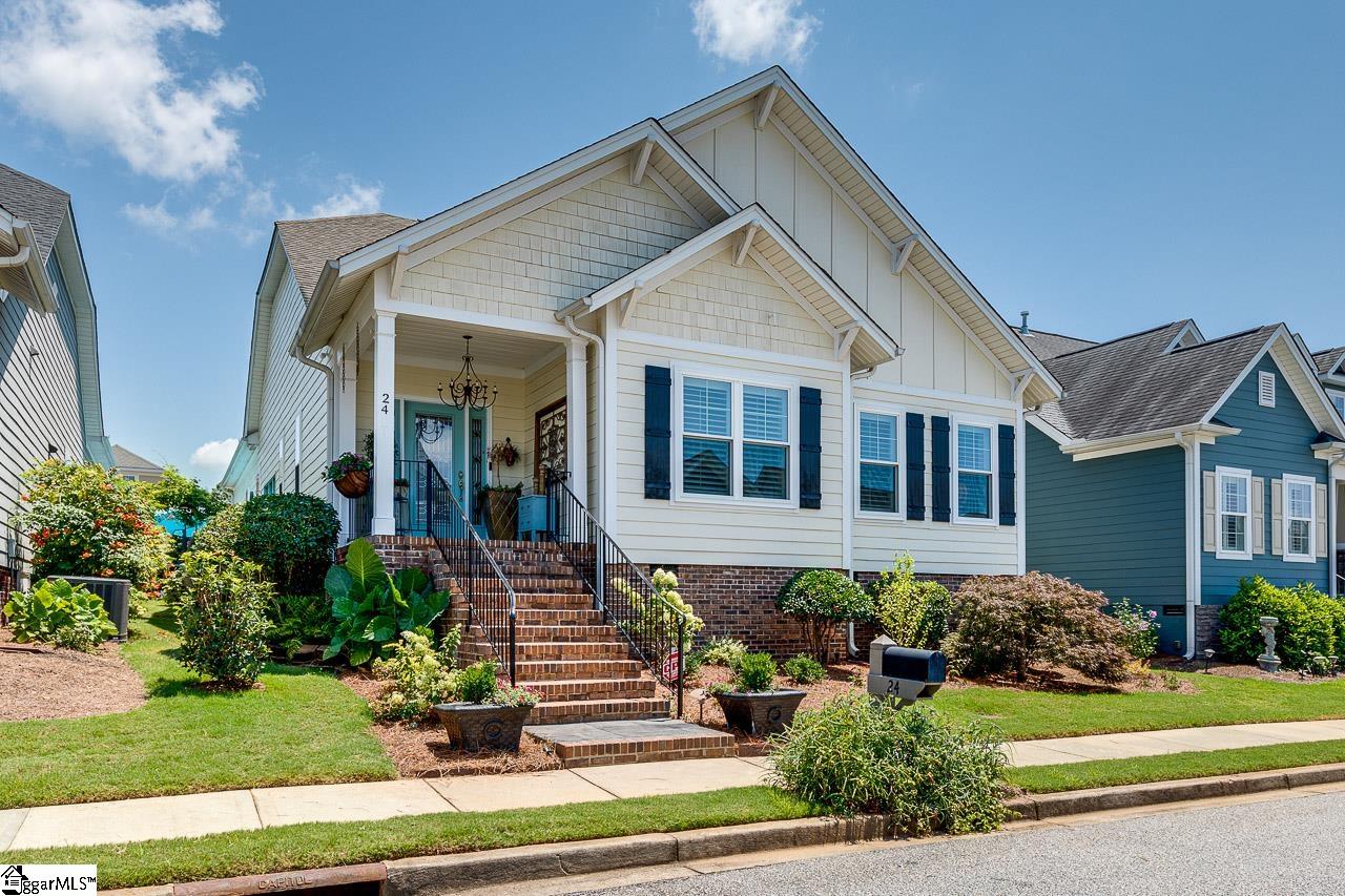 Property image 2 of 24 Flintwood Drive in Boxwood, Simpsonville, SC 29681