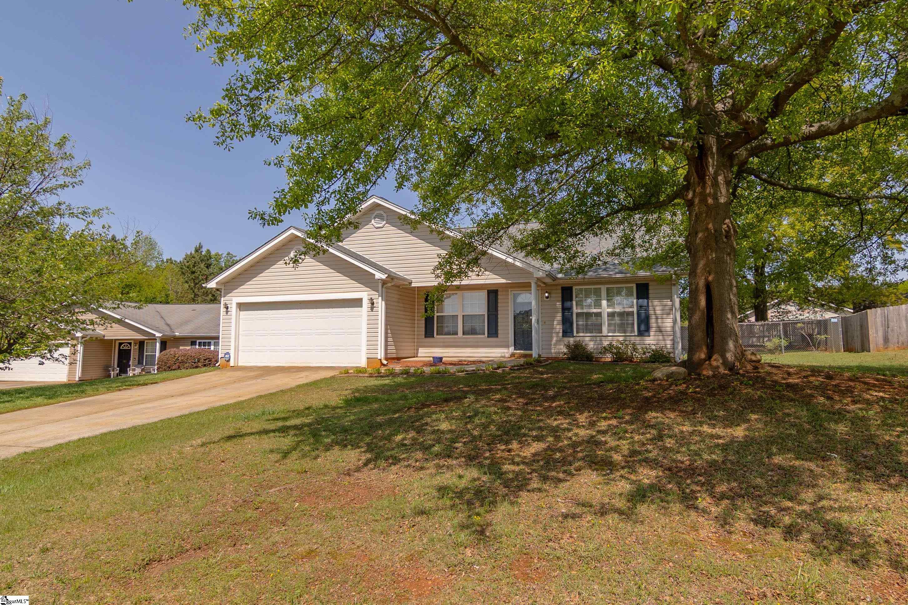 Property image 4 of 206 Rio Way in Casa Del Rio, Anderson, SC 29625