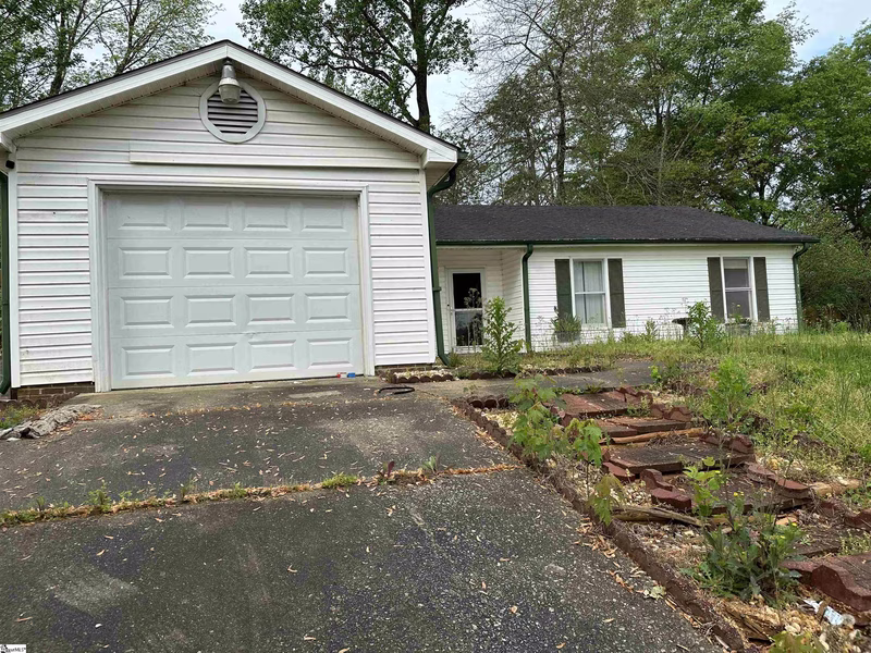 204 N Celestial Drive