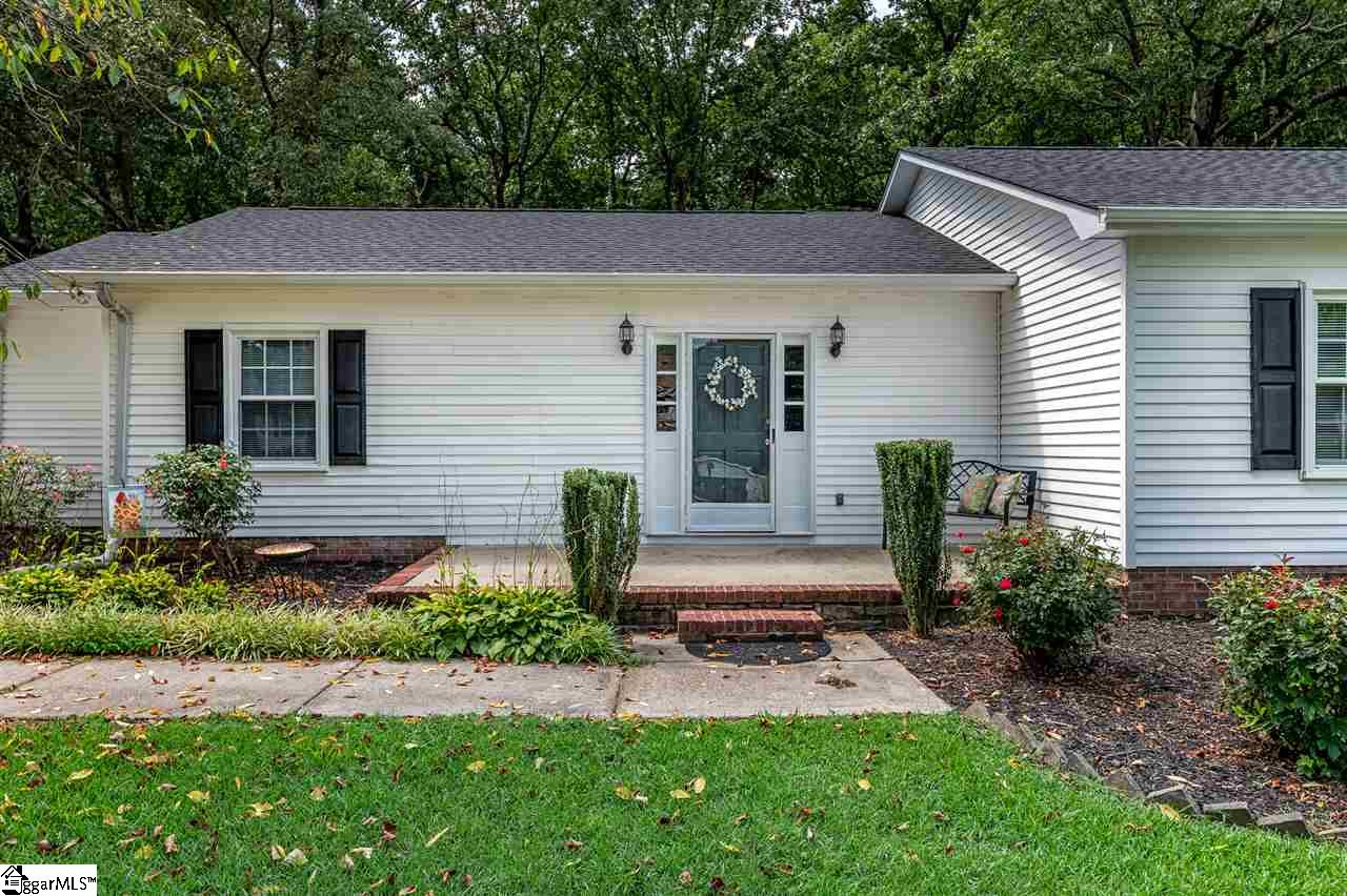 Property image 2 of 7 Huntley Castle Court in Gray Fox Run, Taylors, SC 29687
