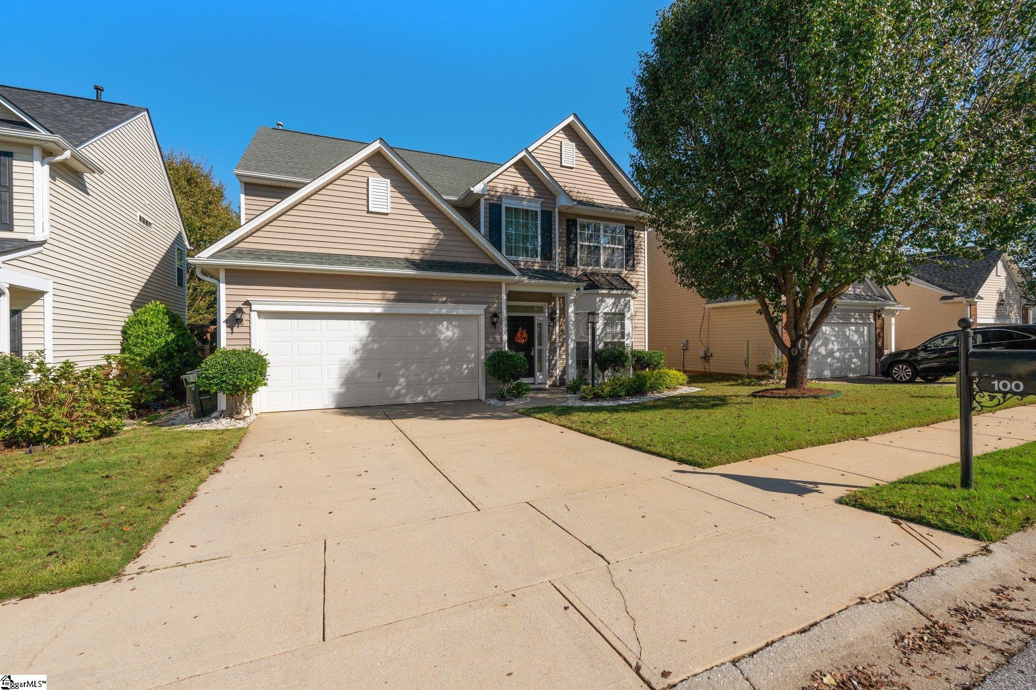 Property image 2 of 100 Derry Lane in Lismore Park, Greer, SC 29650