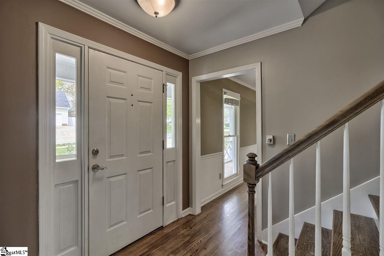 Property image 3 of 124 Legrae Lane in Ashley Oaks, Taylors, SC 29687
