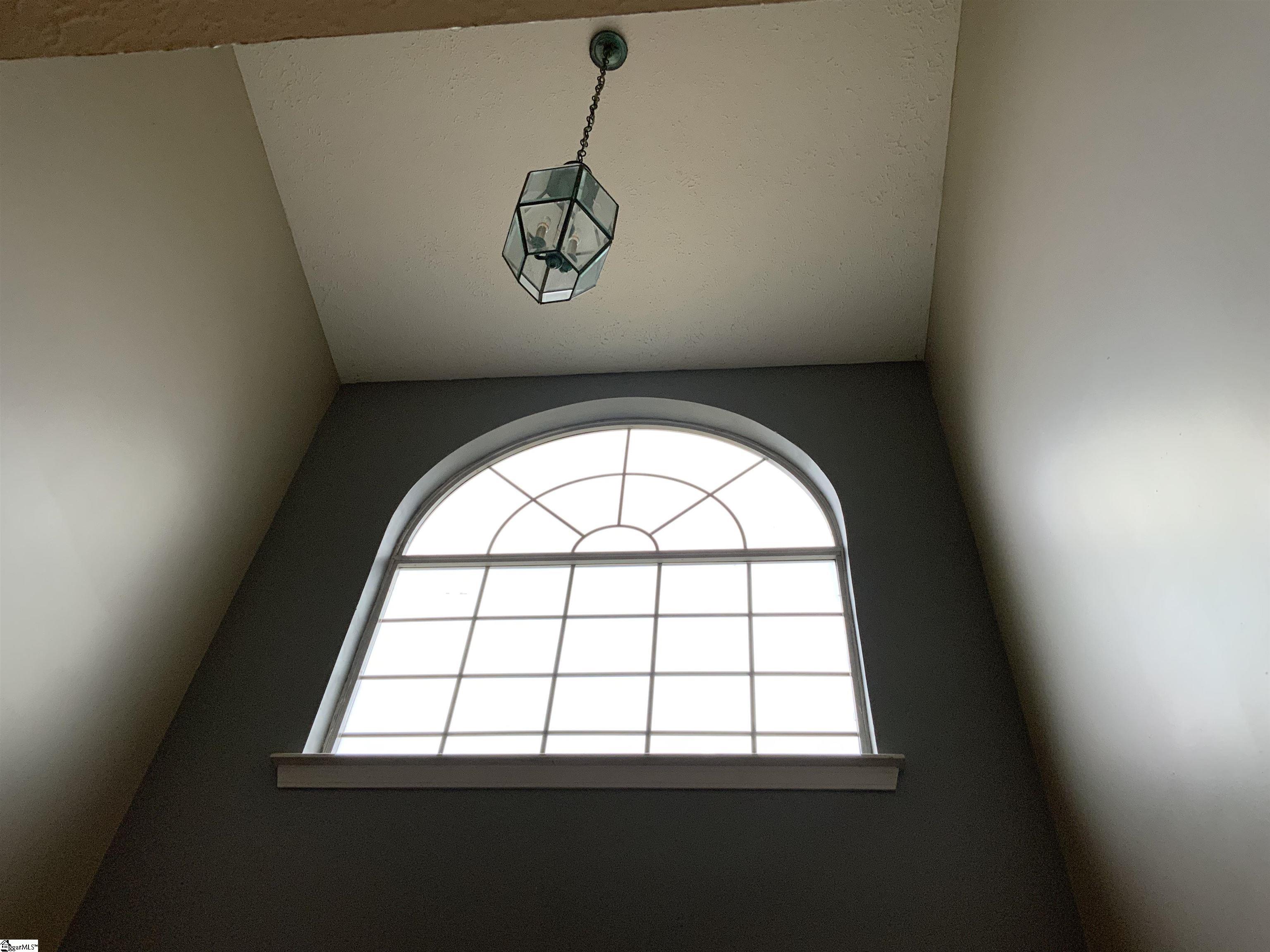 Property image 5 of 112 W Celestial Drive in Crestview Hills, Greer, SC 29651