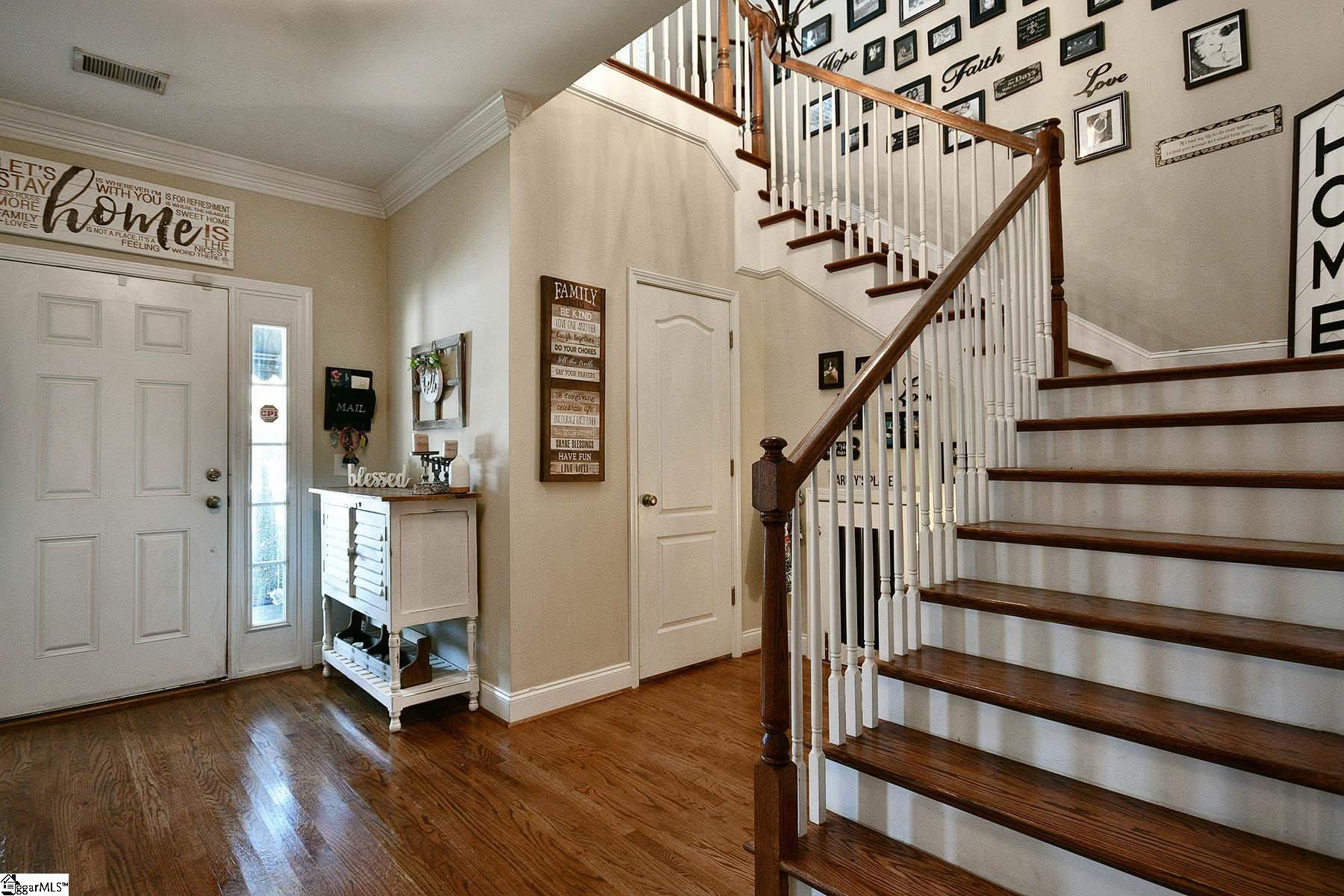 Property image 5 of 217 Iron Bridge Way in Boxwood, Simpsonville, SC 29681