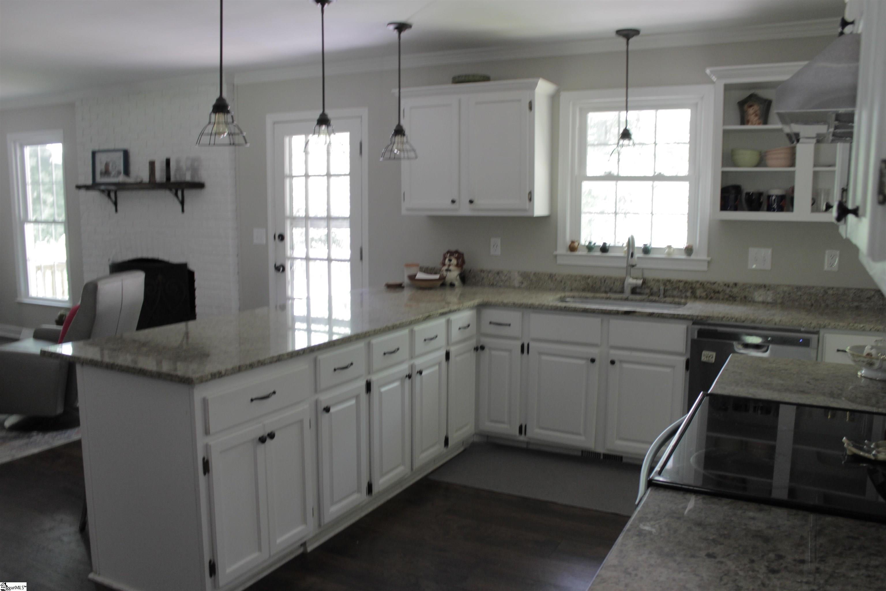 Property image 3 of 602 Gray Fox Square in Gray Fox Run, Taylors, SC 29687